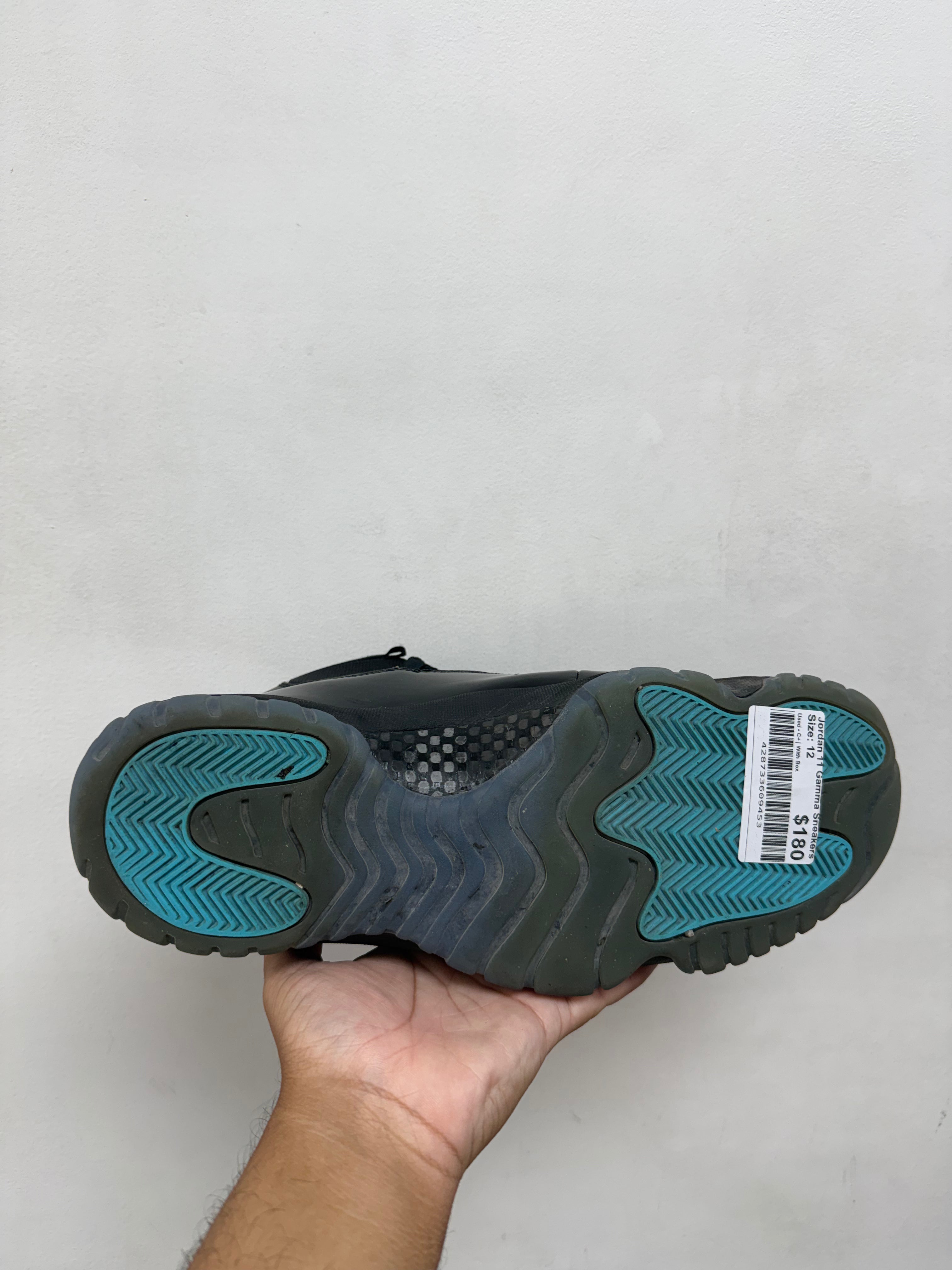 Jordan 11 Gamma Sneakers