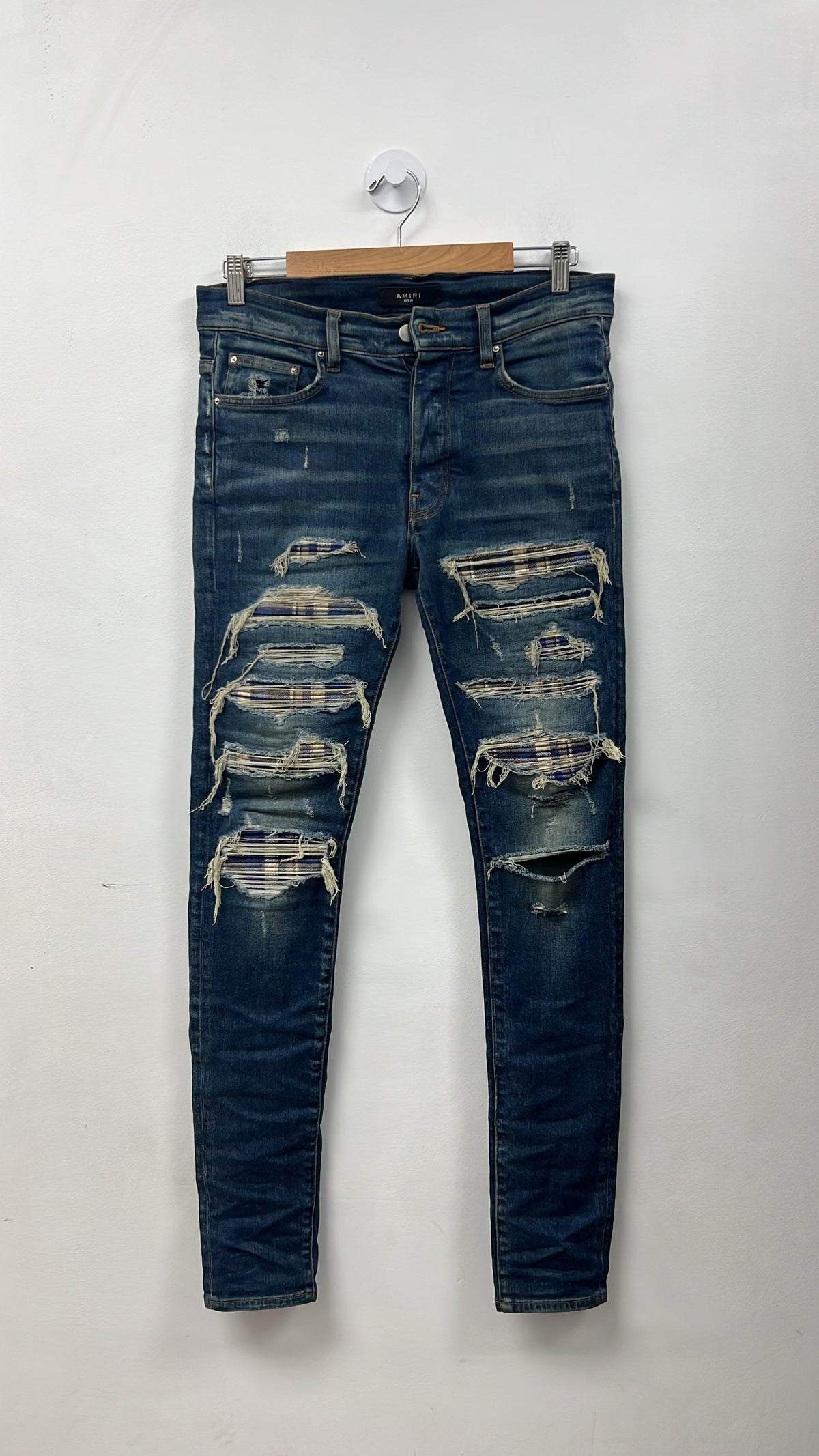 Amiri Deep Classic Navy Plaid Thrasher Patch Jeans