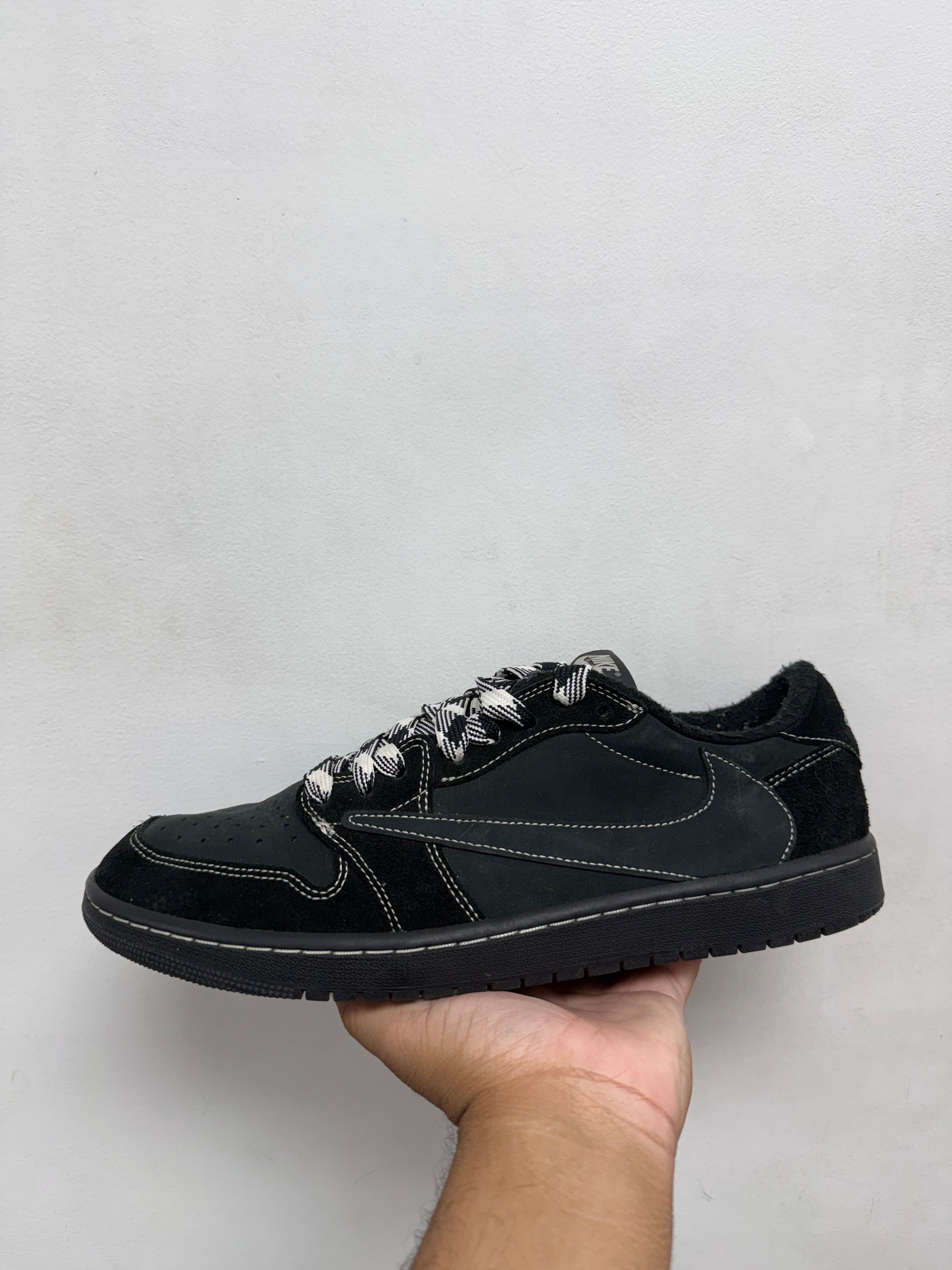 Jordan 1 Low Travis Scott Black Phantom Sneakers