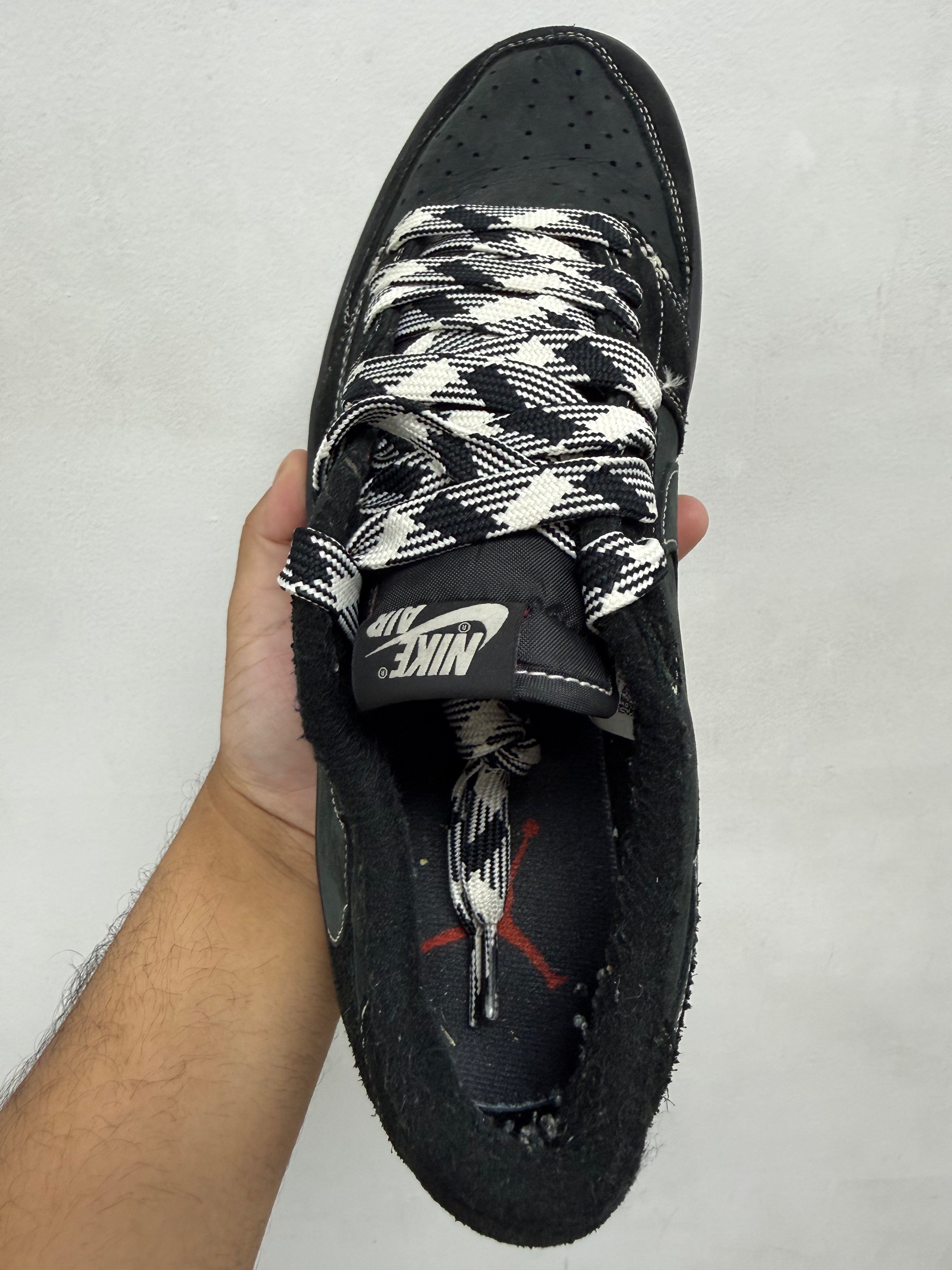 Jordan 1 Low Travis Scott Black Phantom Sneakers