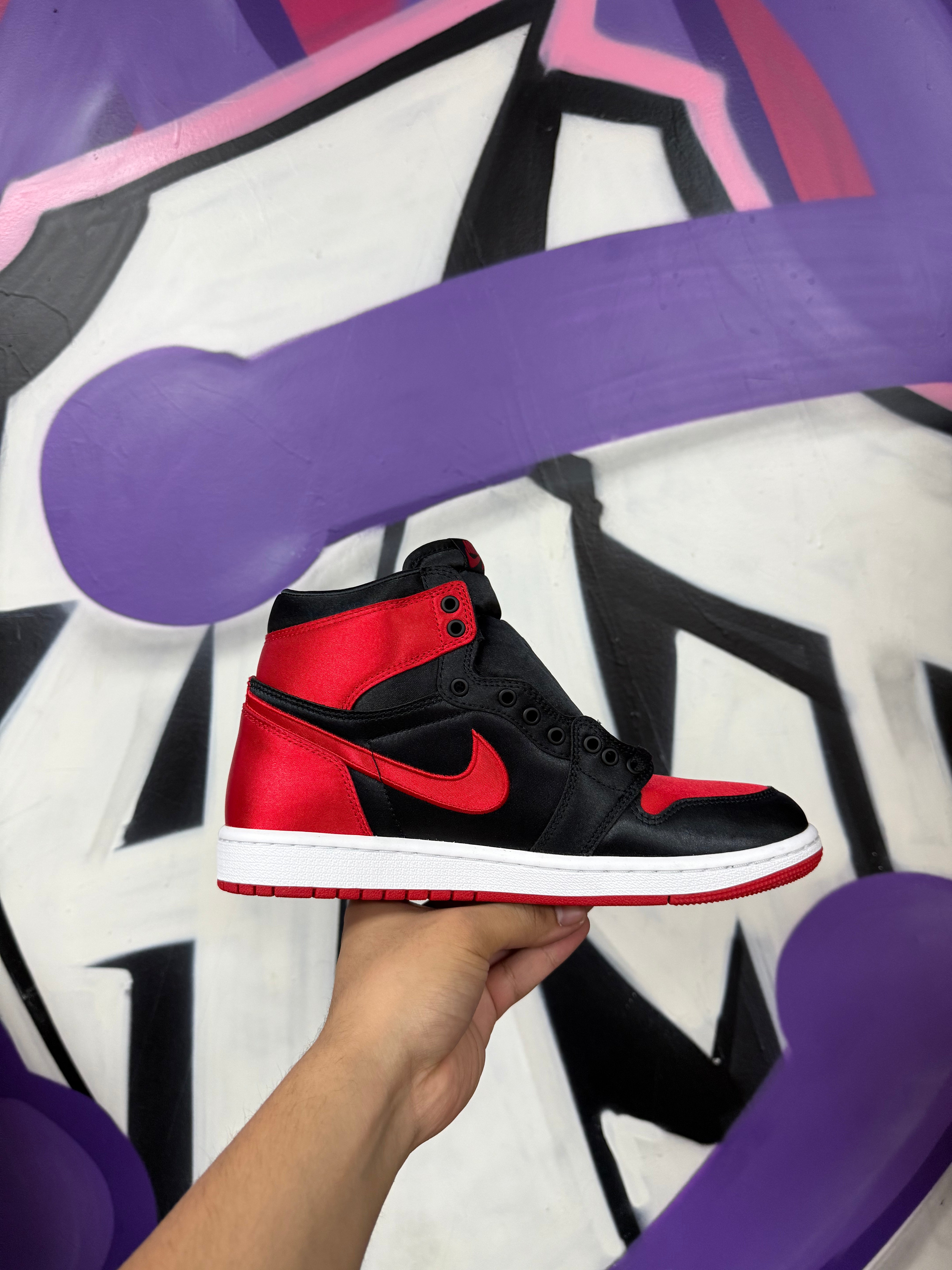Nike Jordan 1 Satin Bred Sneakers