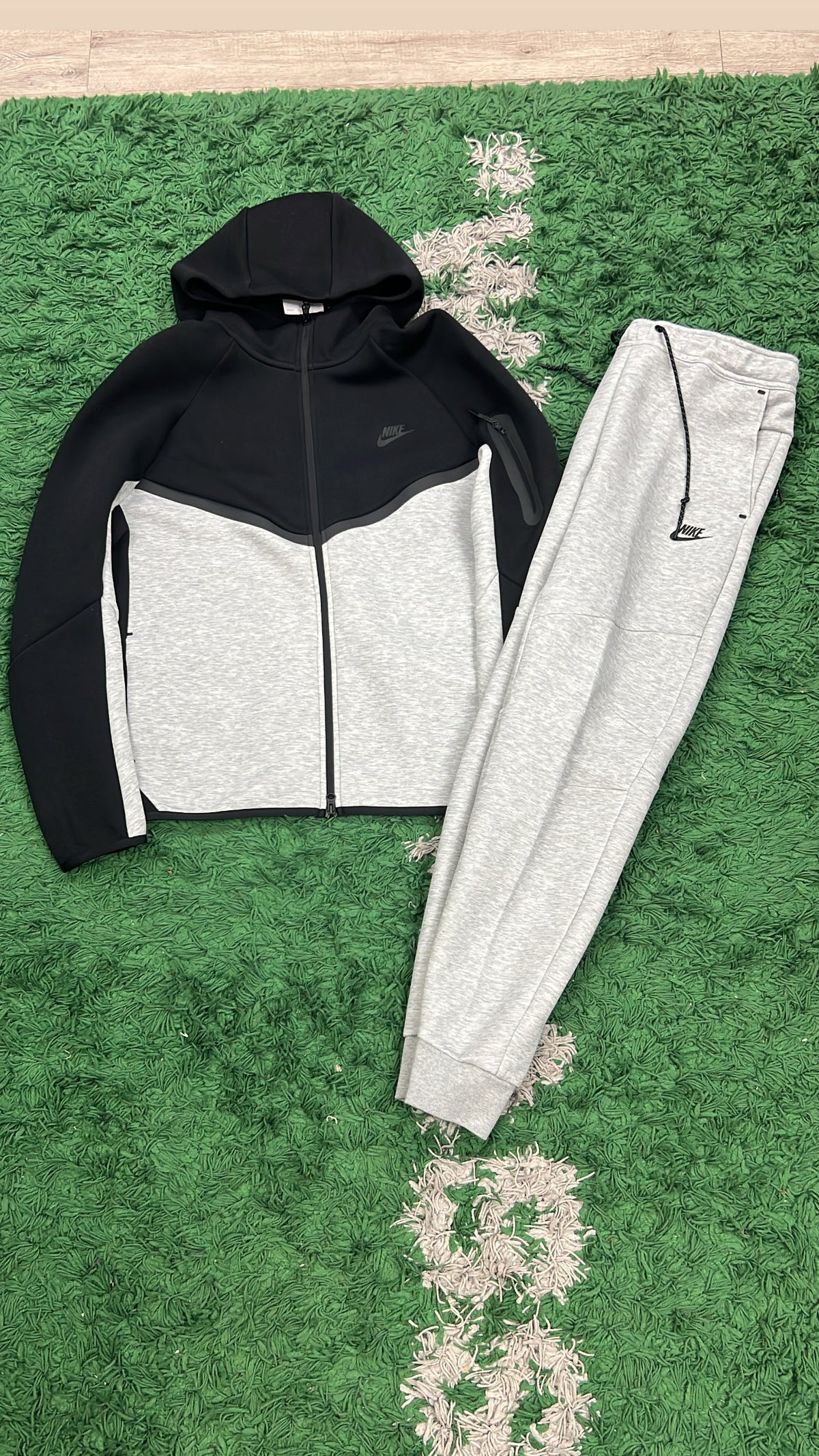 Nike Black Grey Tech Sweatsuit