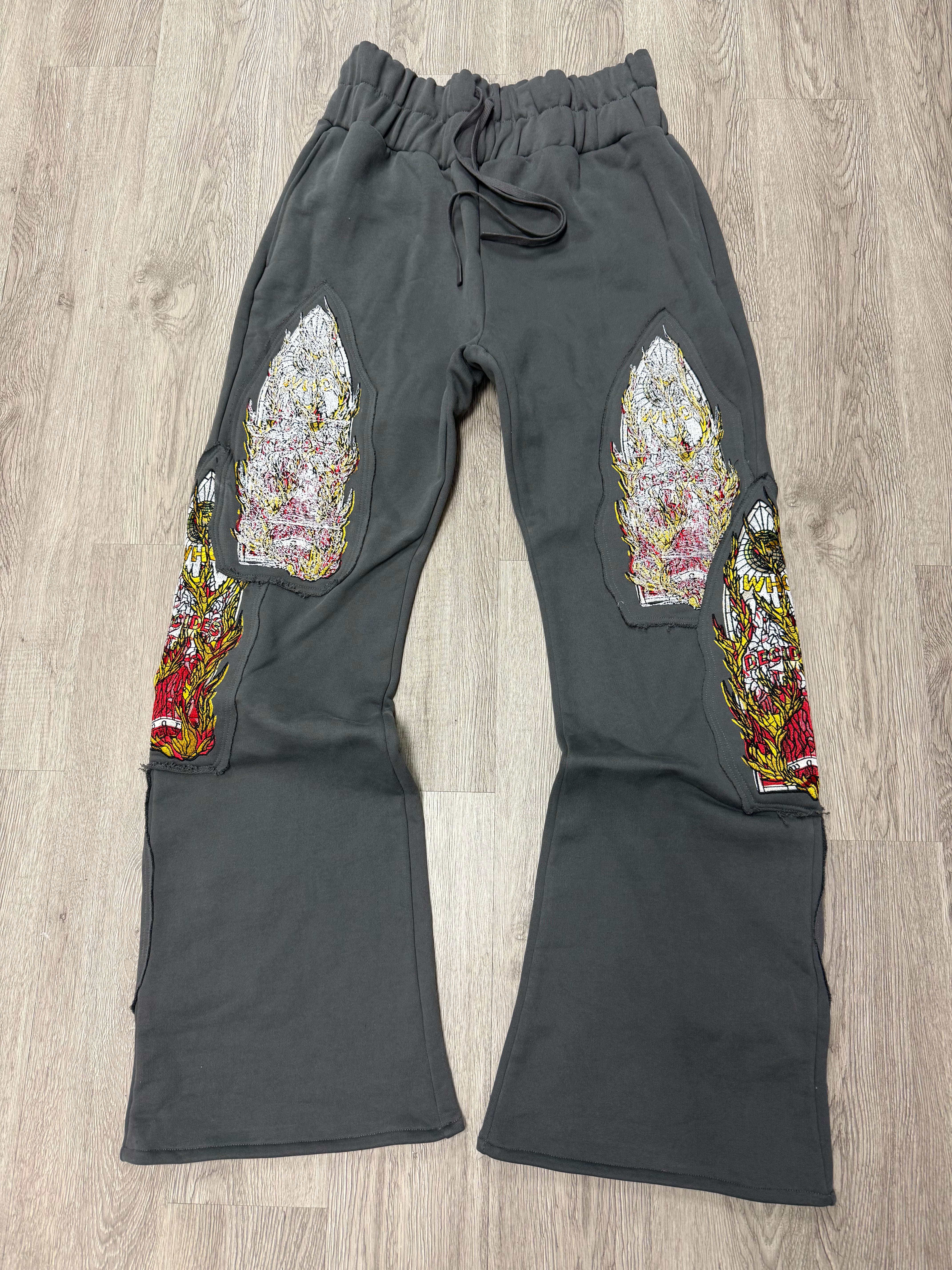 WDW Flame Glass Embroidered Sweats Grey New 30 (Small) With Tags