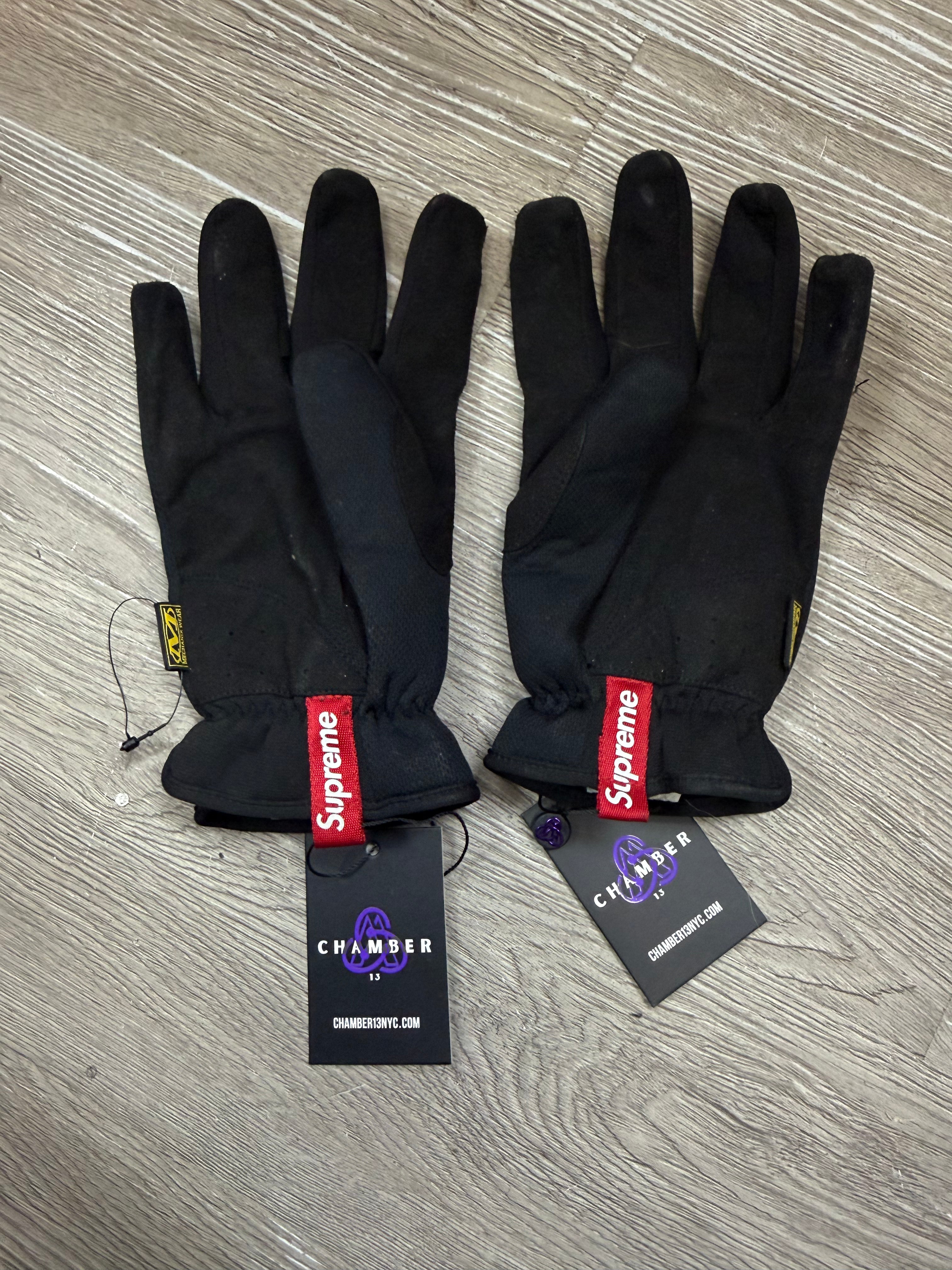 Supreme Mechanix FastFit MLB Team Gloves Accessories