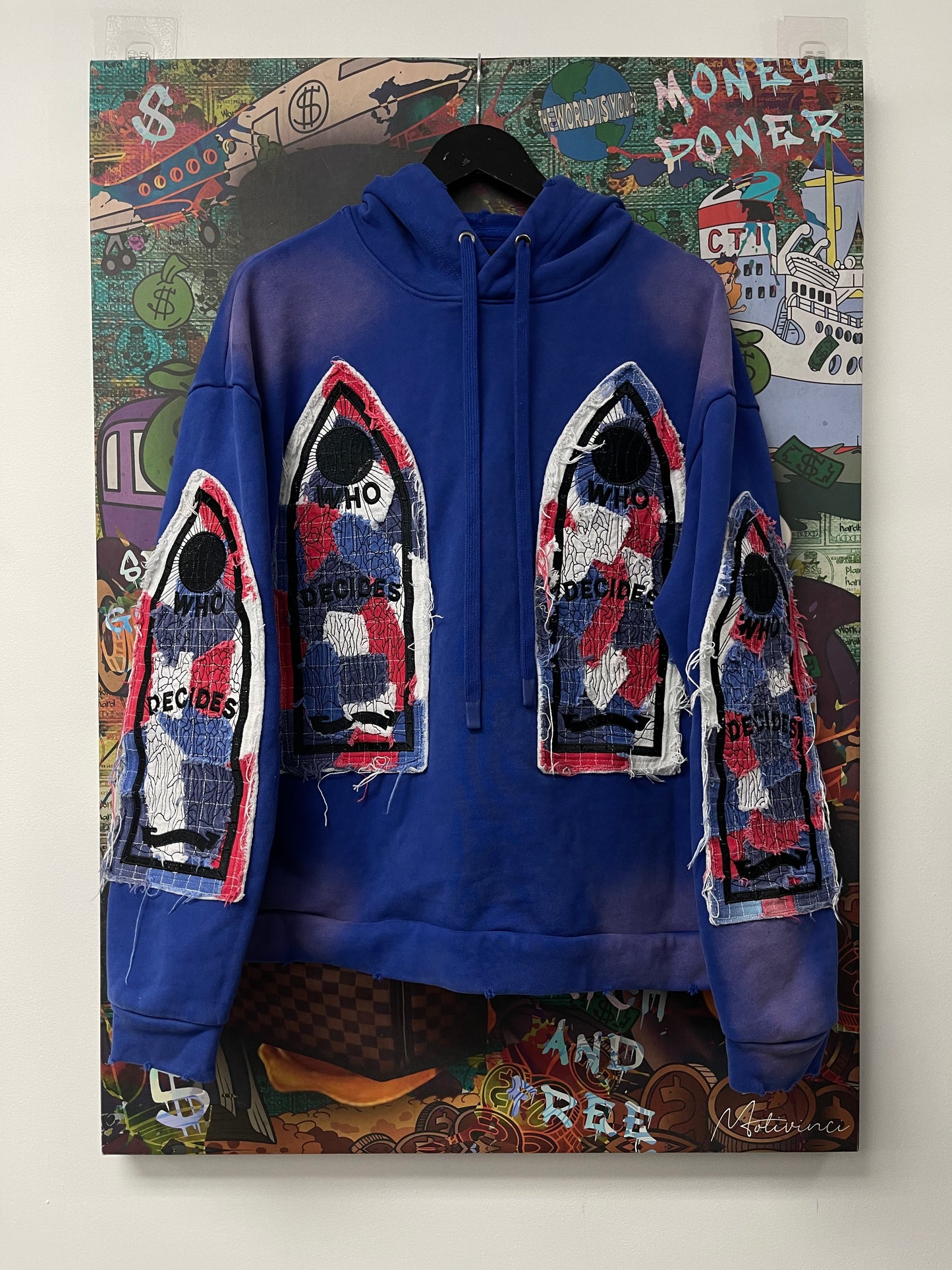 WDW War Glory Hoodie  Used