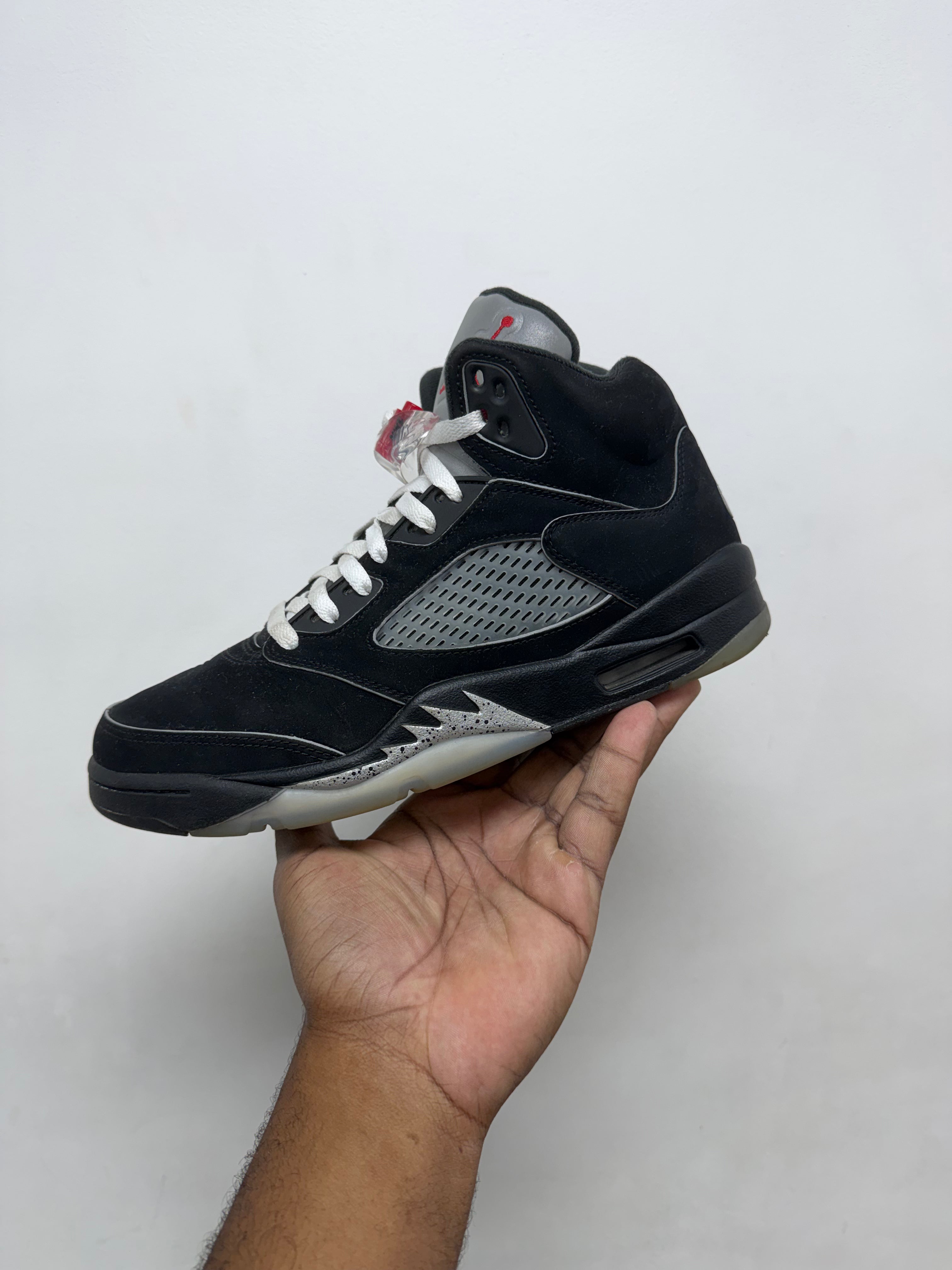 Jordan 5 Black Metallic Sneakers