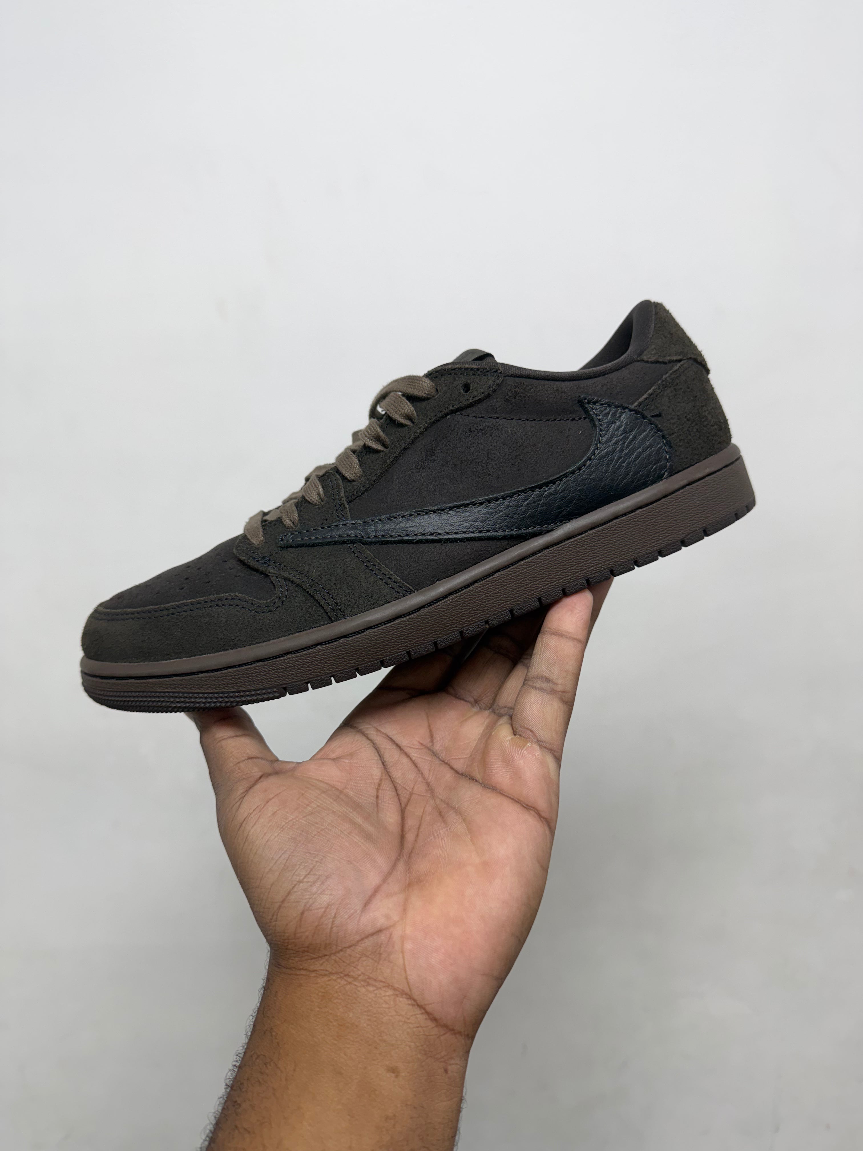 Jordan 1 Low Travis Scott Brown Velvet Sneakers