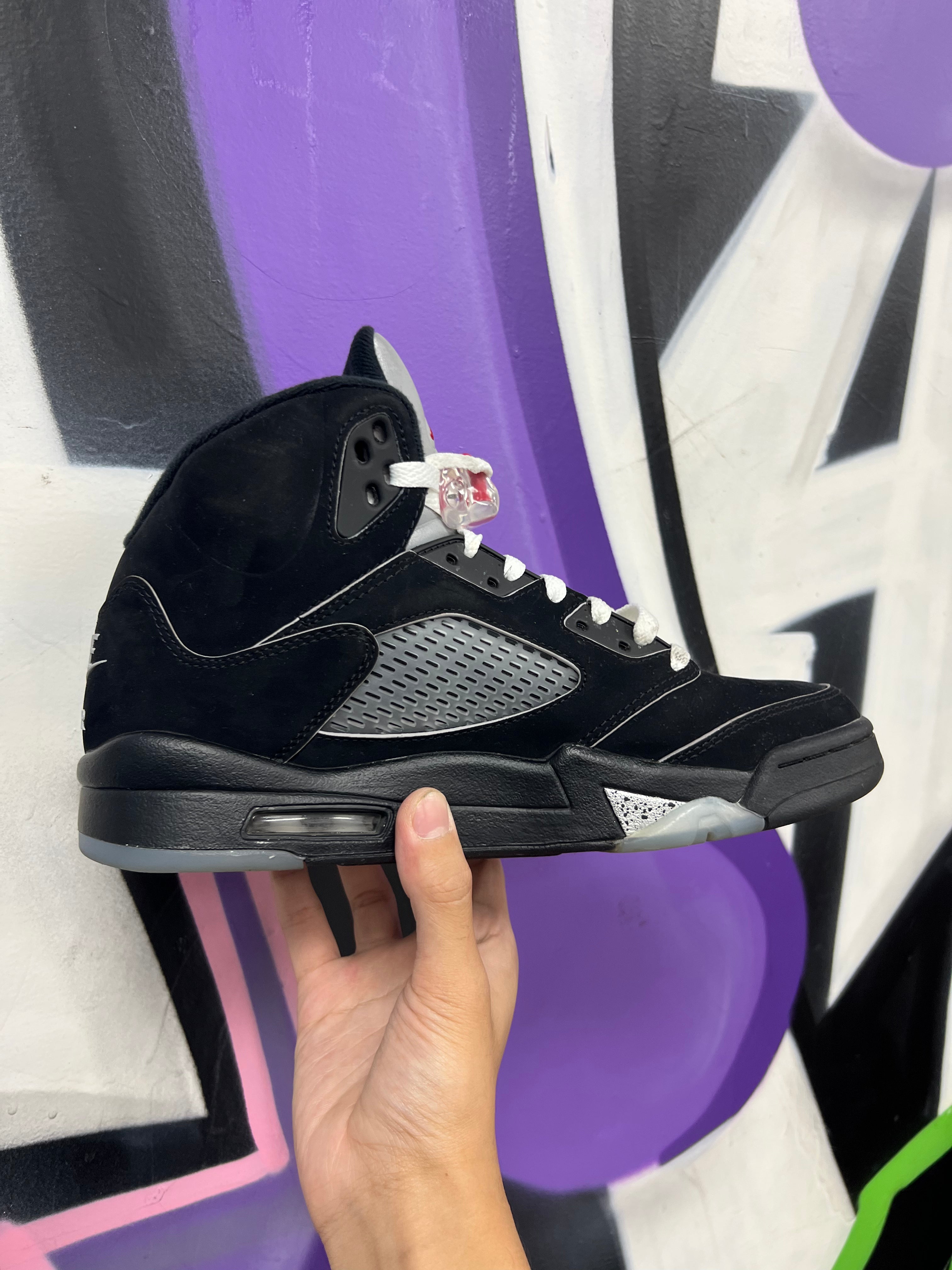 Jordan 5 Black Metallic Sneakers