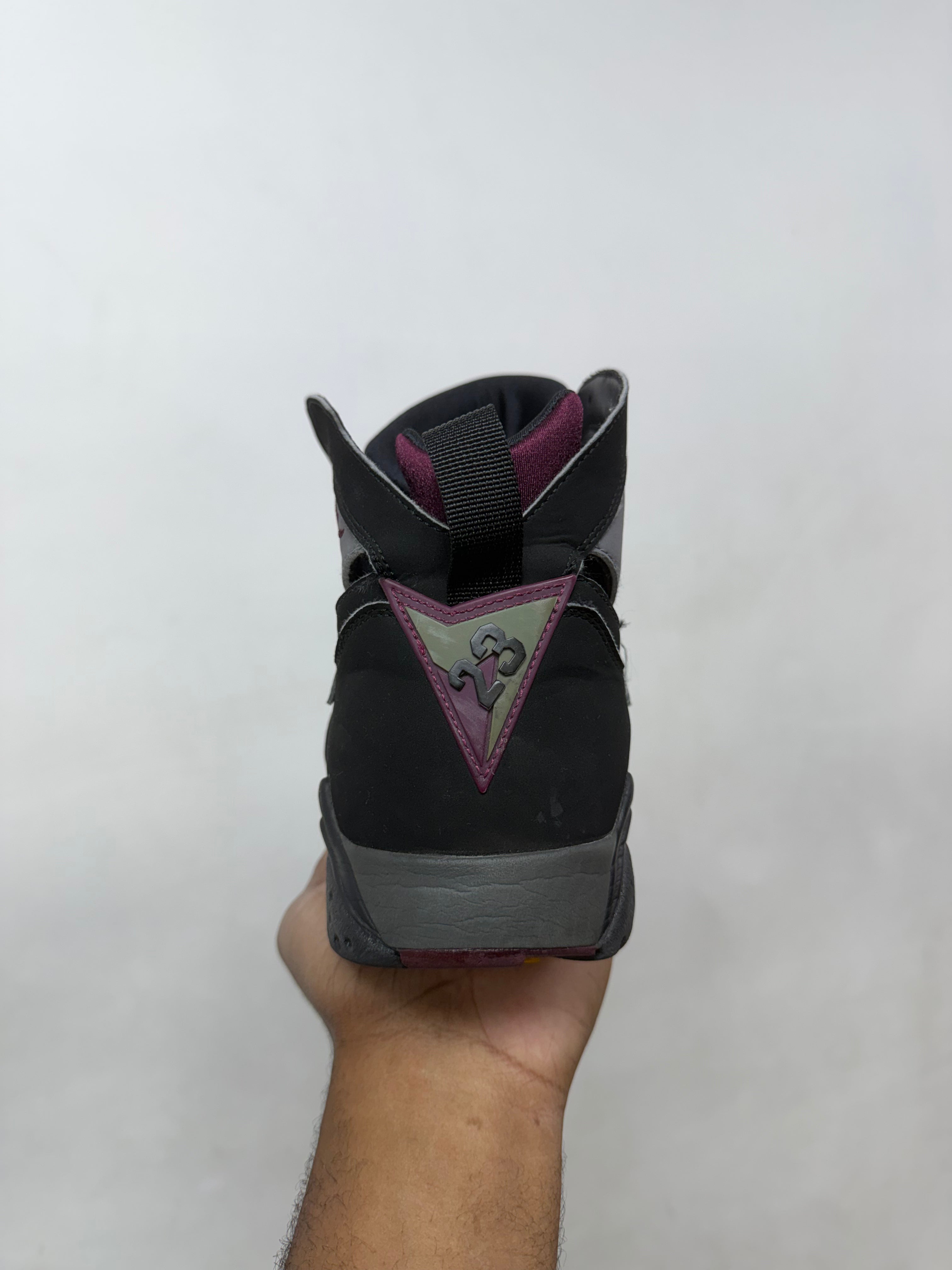 Jordan 7 Bordeaux Sneakers