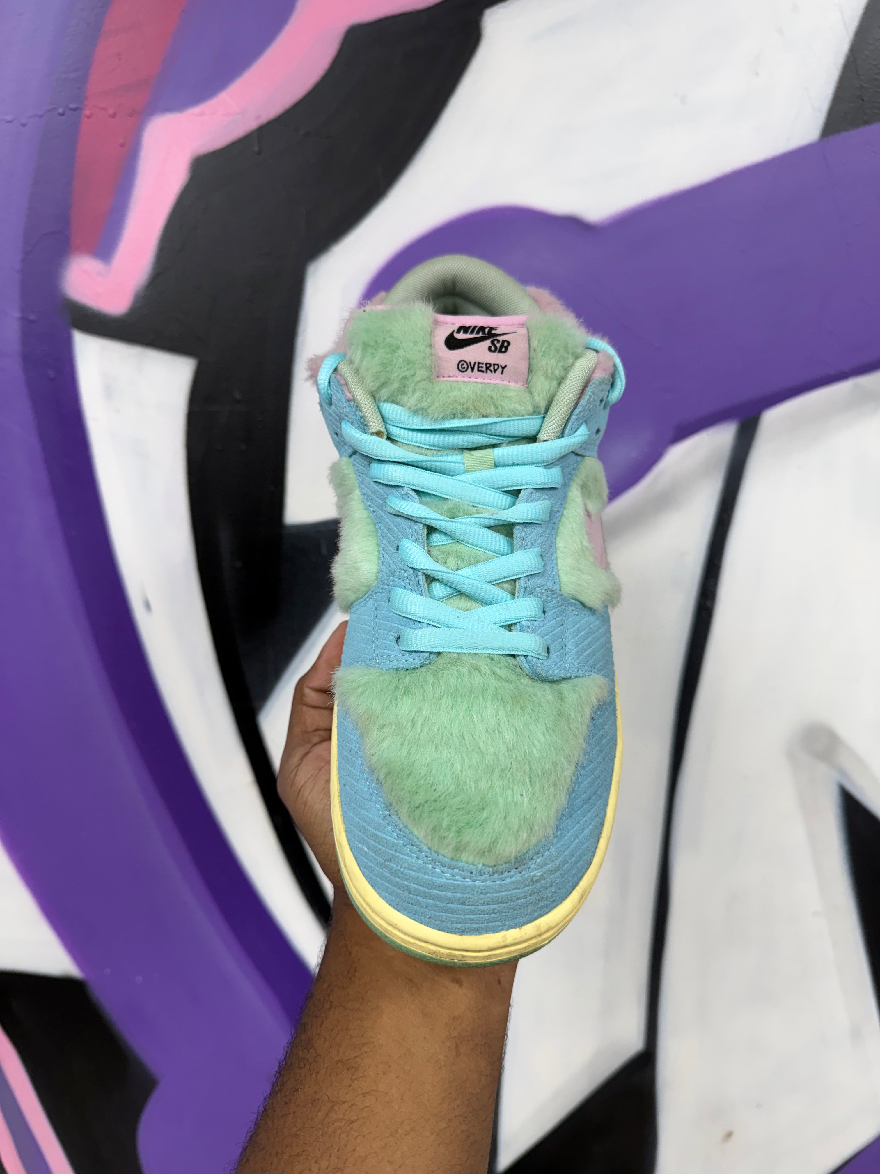 Nike SB Dunk Low Verdy Sneakers
