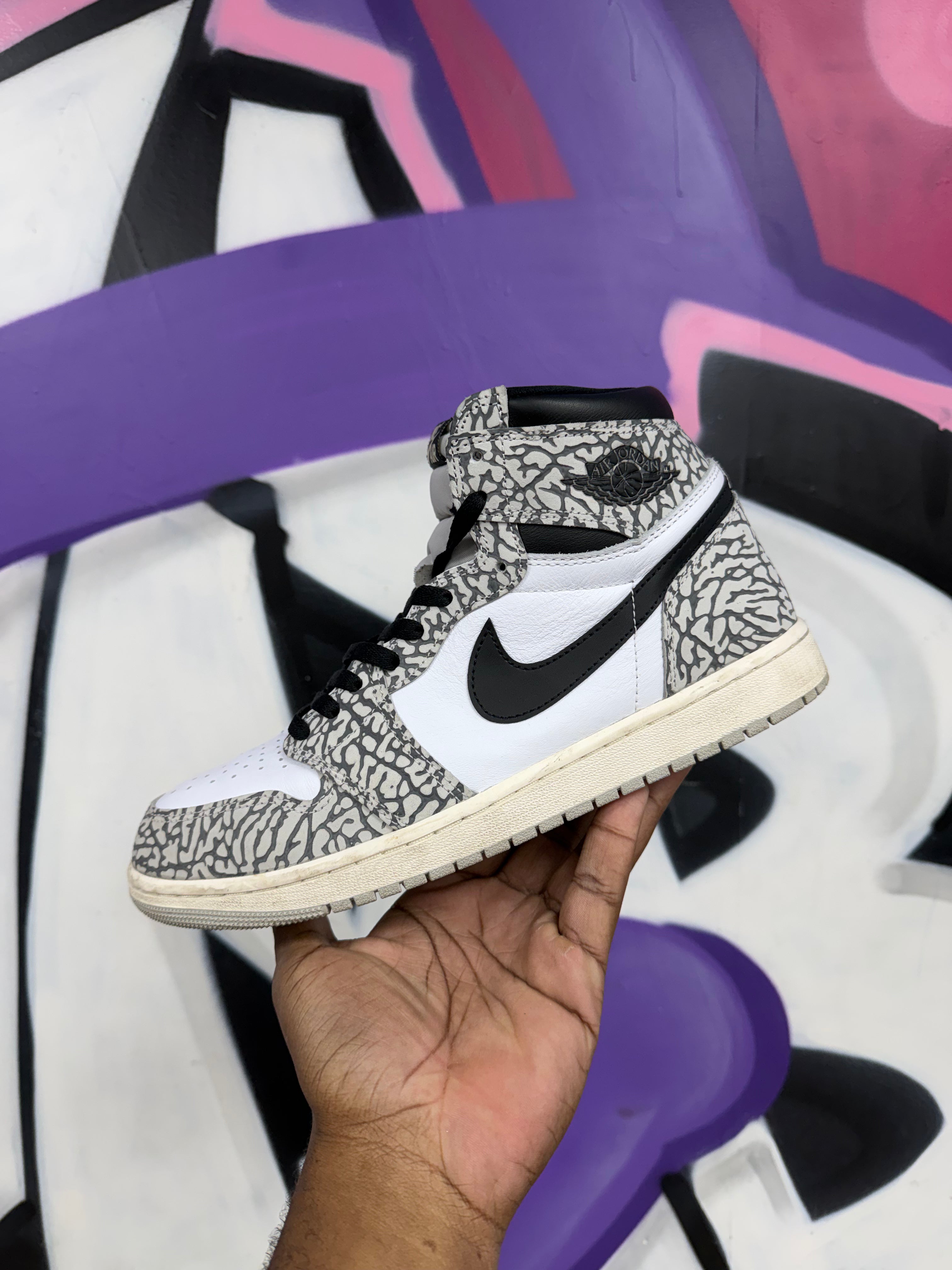 Jordan 1 Desert Elephant Sneakers