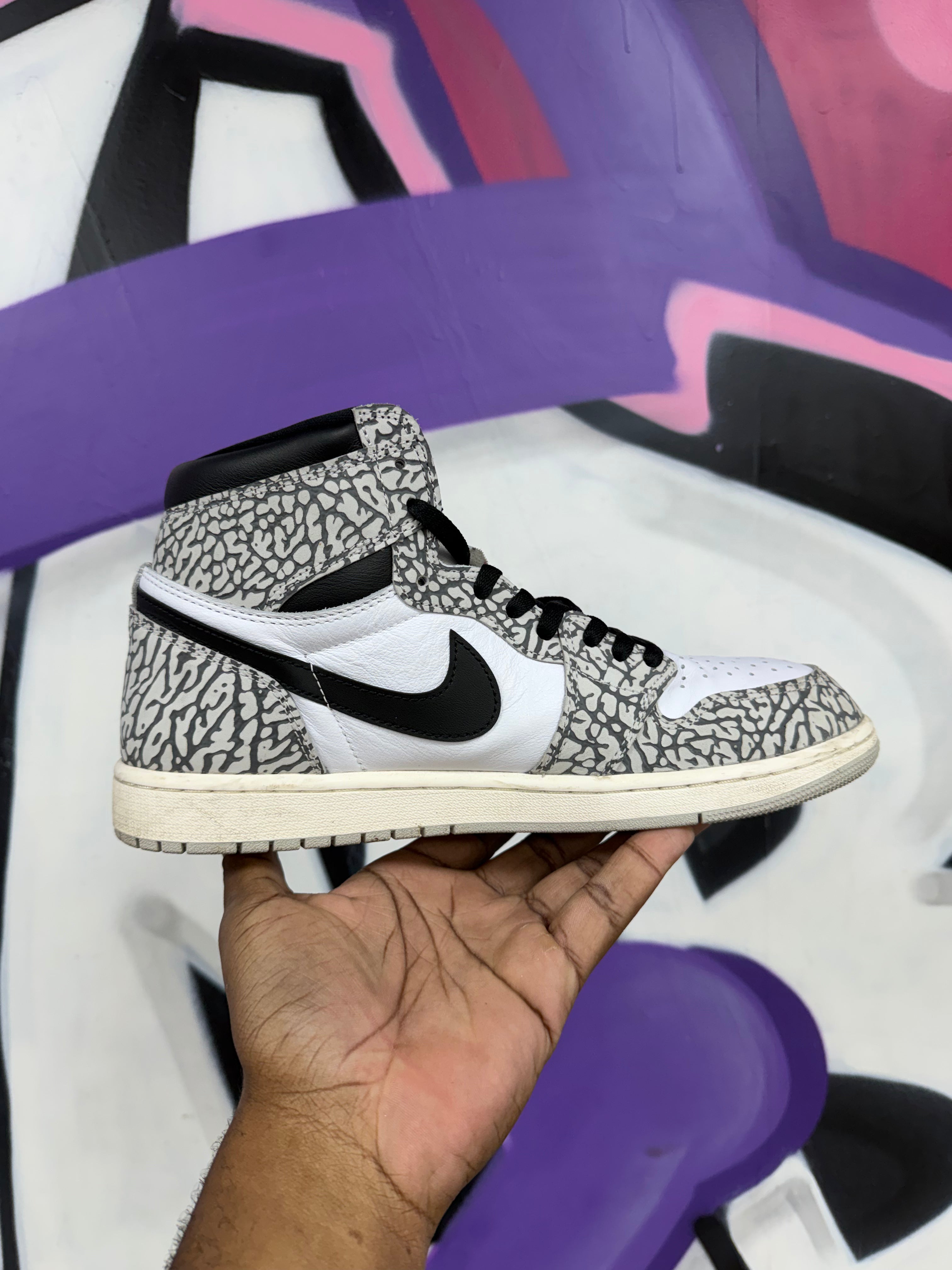 Jordan 1 Desert Elephant Sneakers