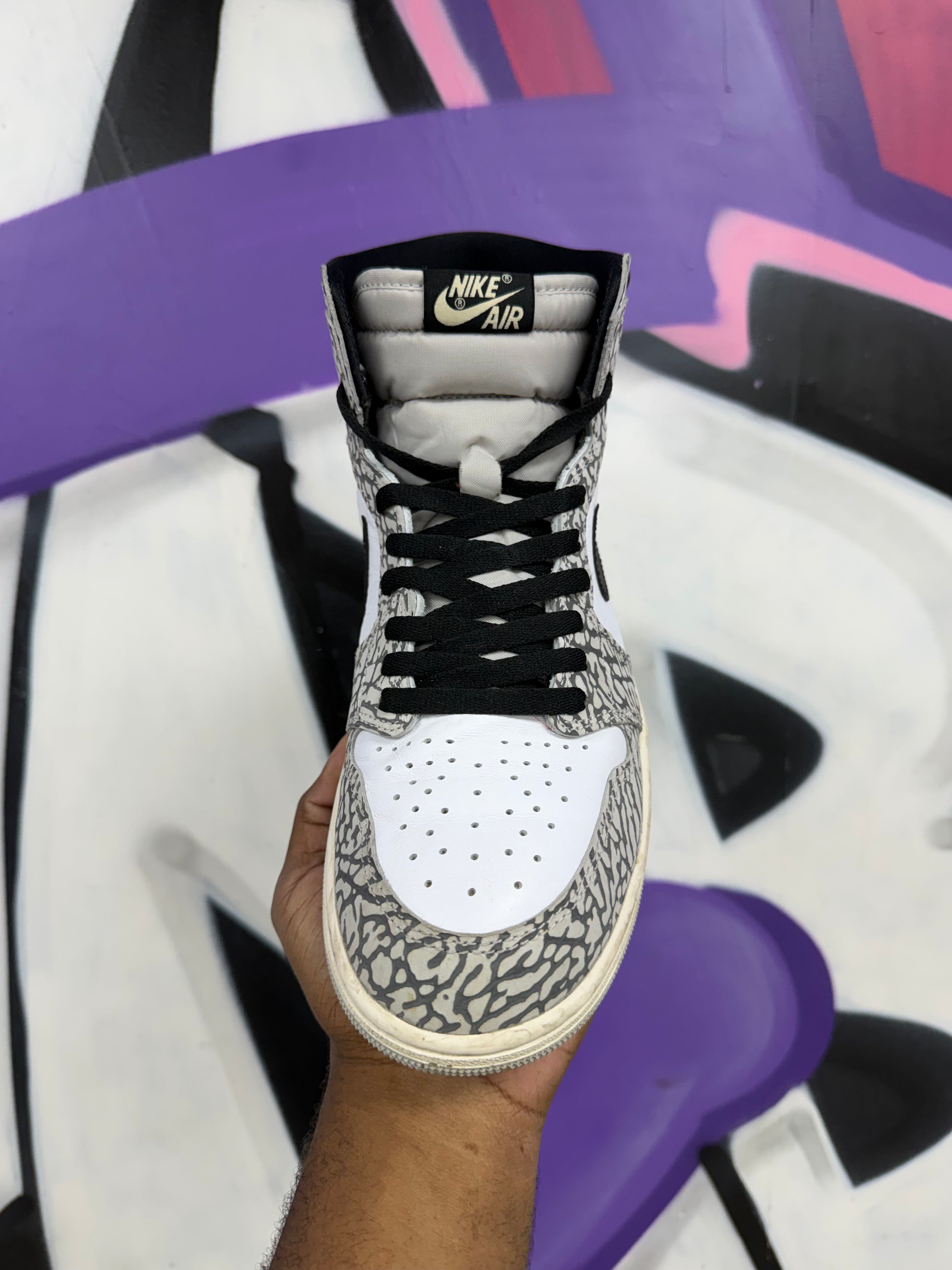 Jordan 1 Desert Elephant Sneakers