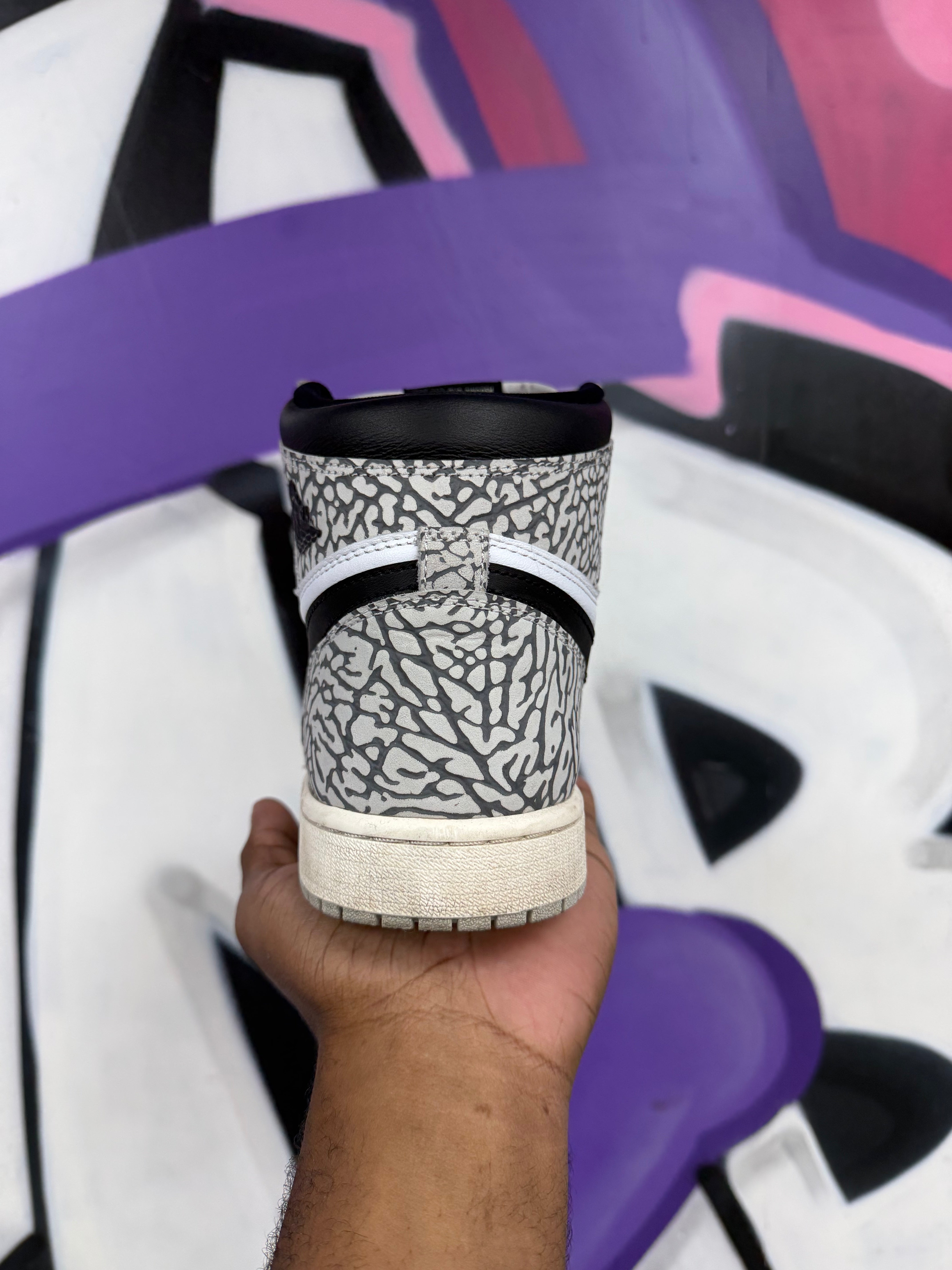 Jordan 1 Desert Elephant Sneakers
