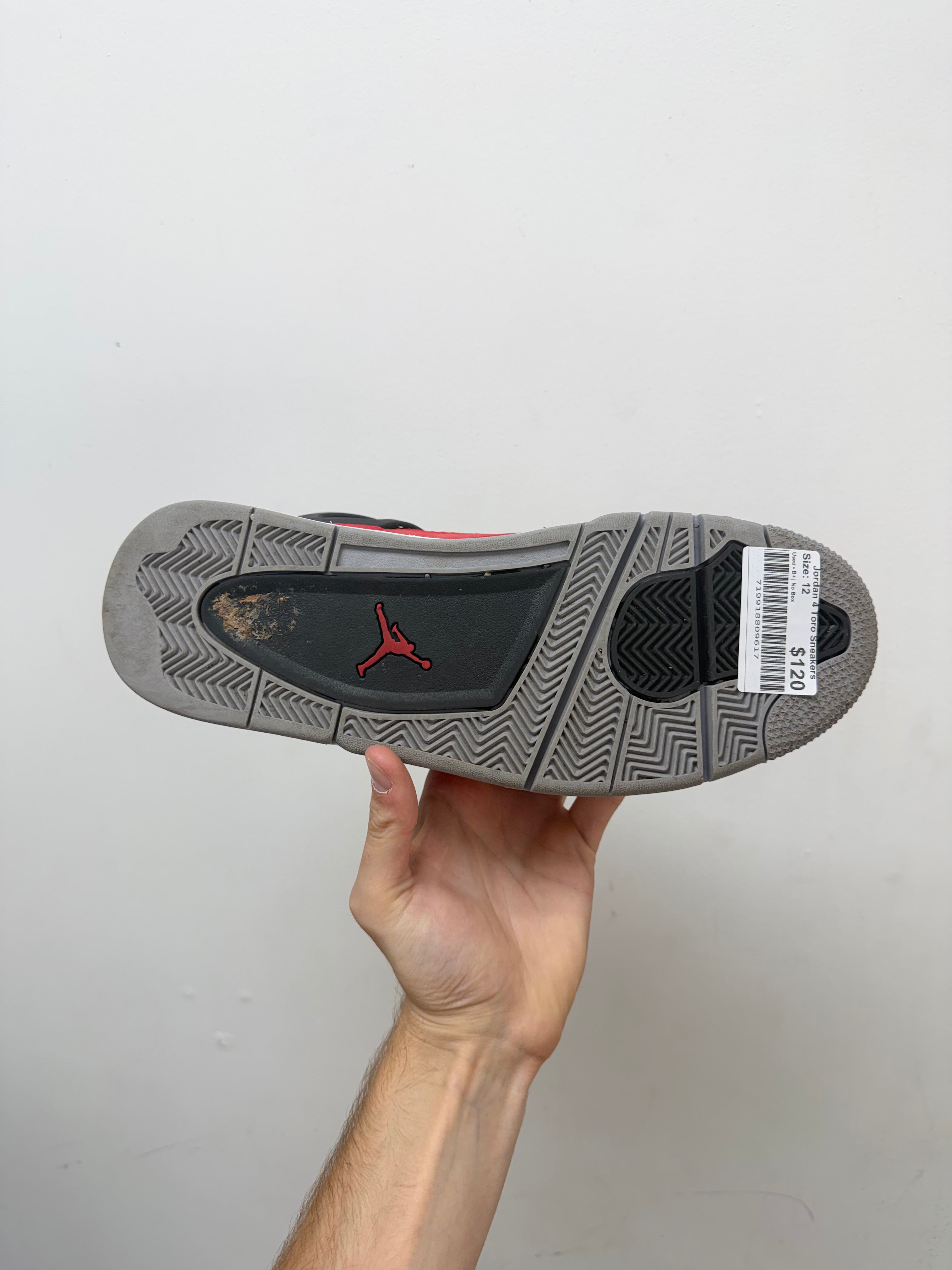 Jordan 4 Toro Sneakers