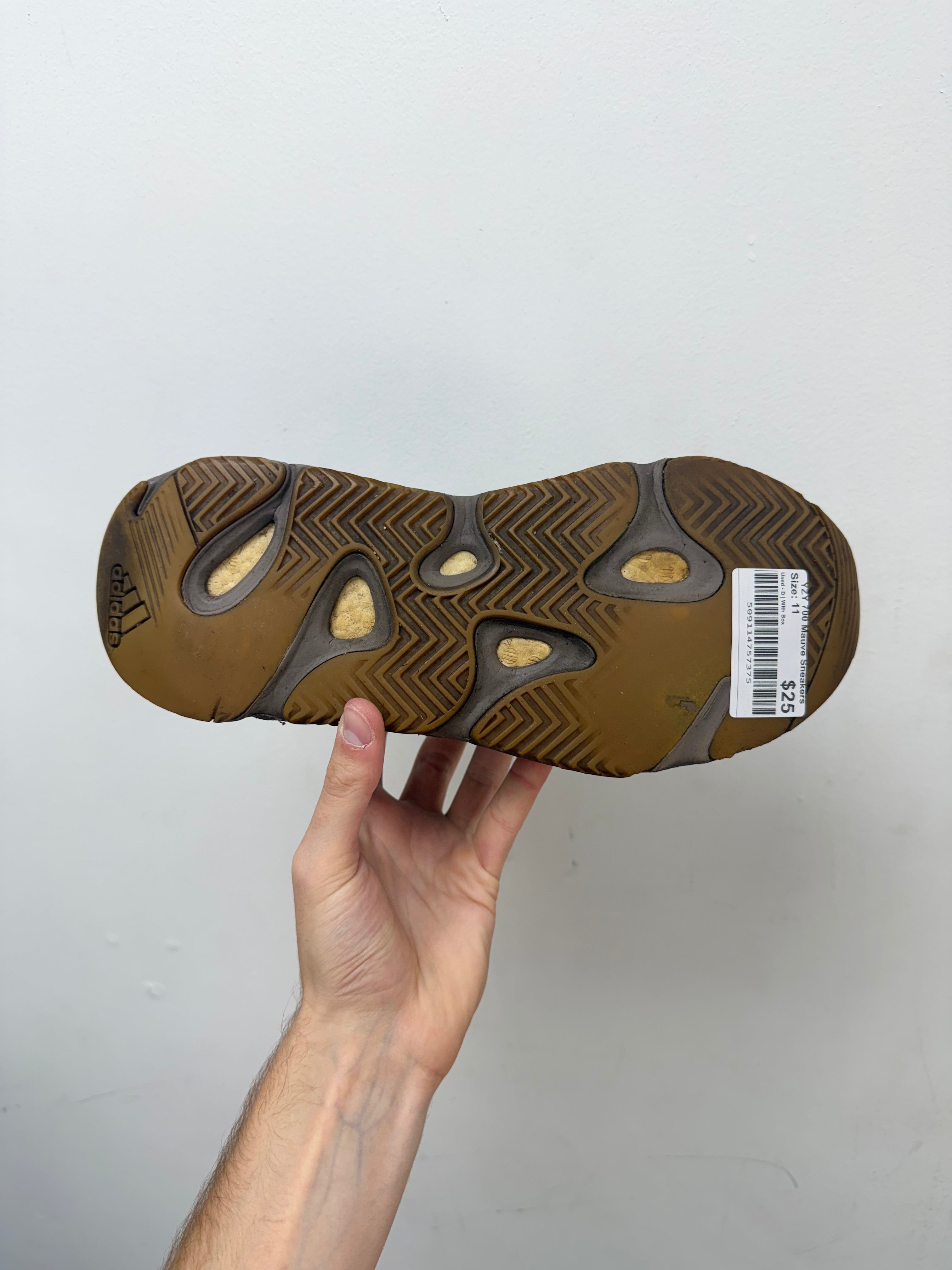 YZY 700 Mauve Sneakers
