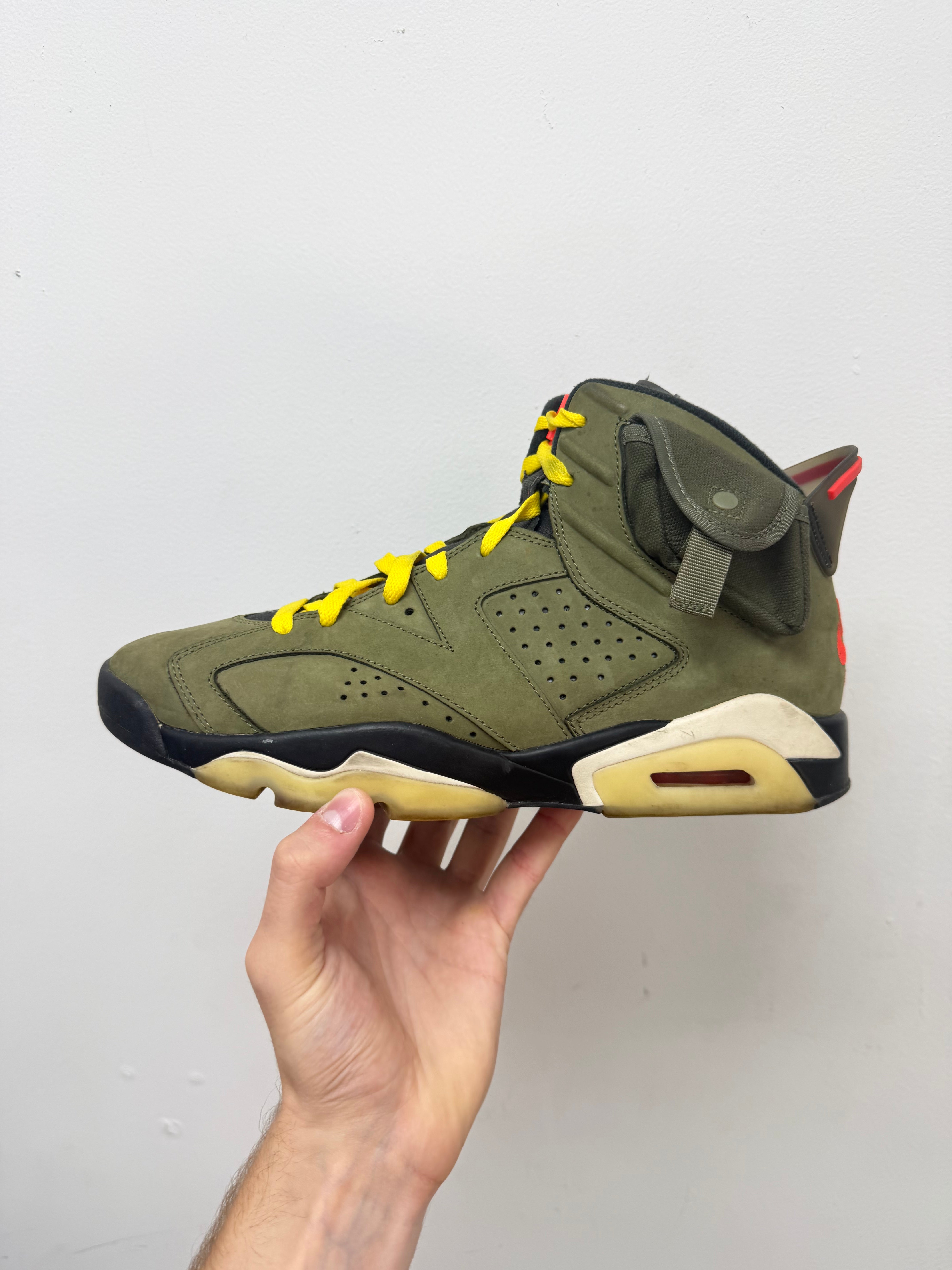 Jordan 6 Travis Scott Olive Sneakers
