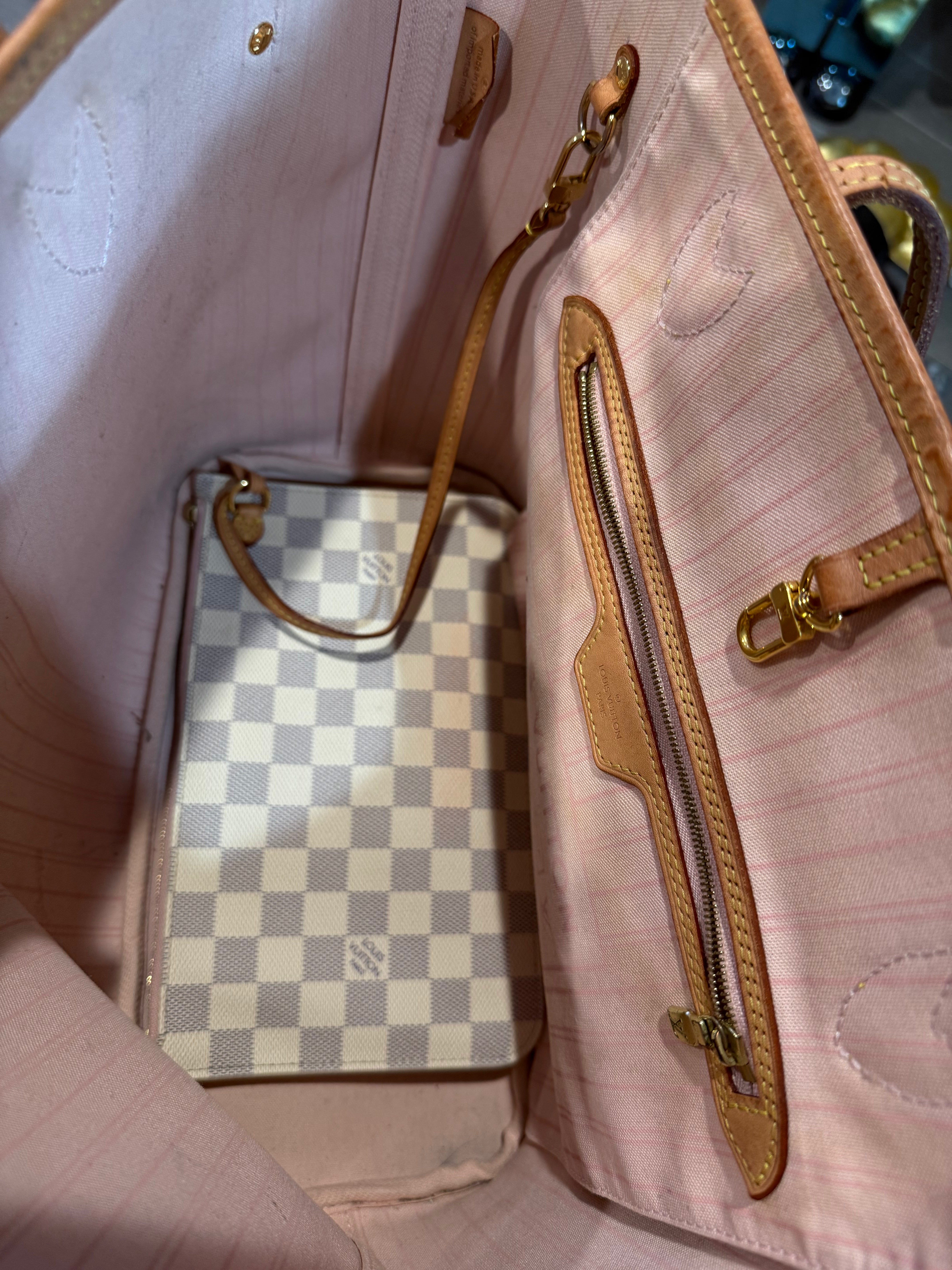 LV Neverfull White Used OS