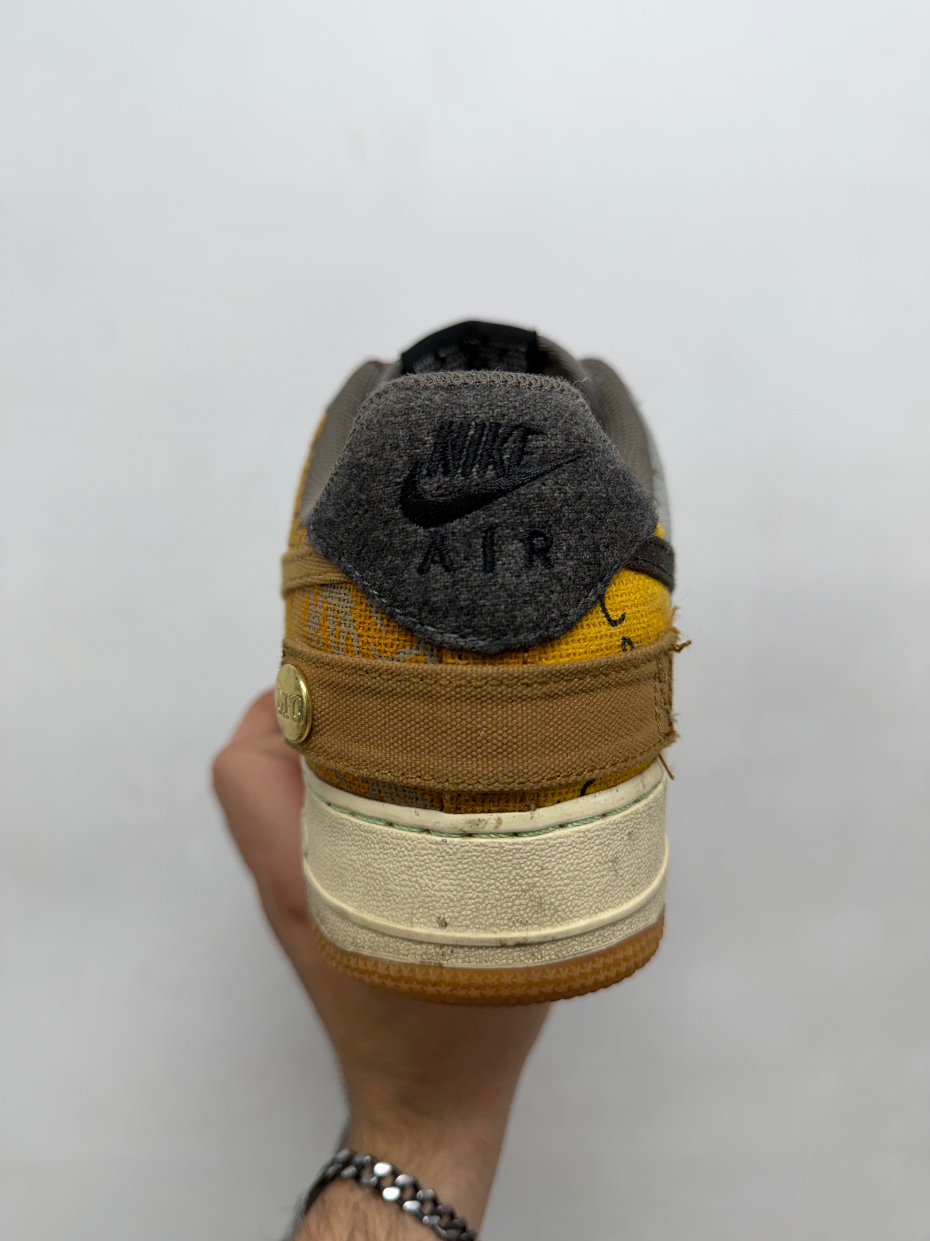 Nike Travis Scott Cactus Jack Sneakers
