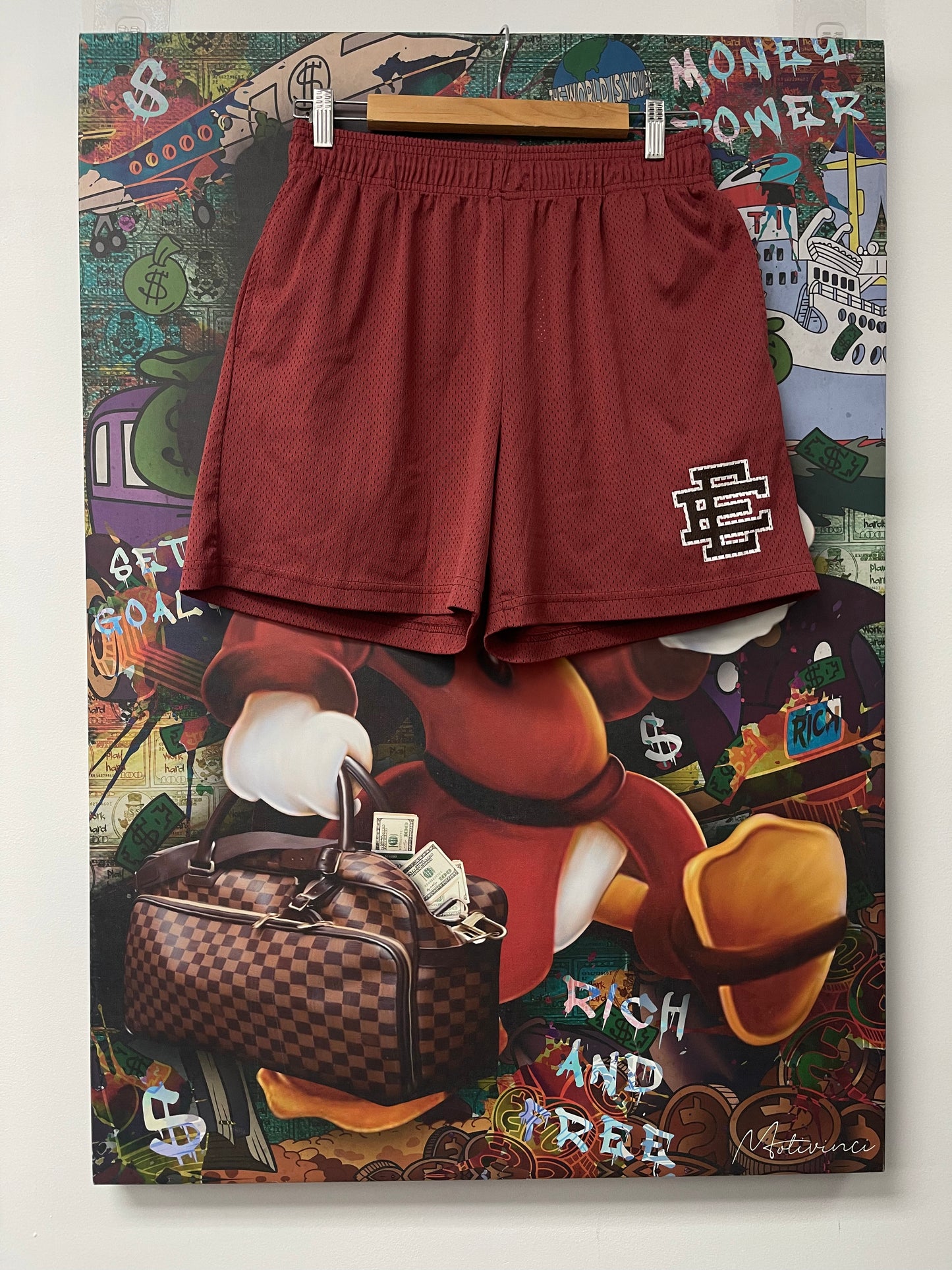 EE Shorts Brick Brown Used
