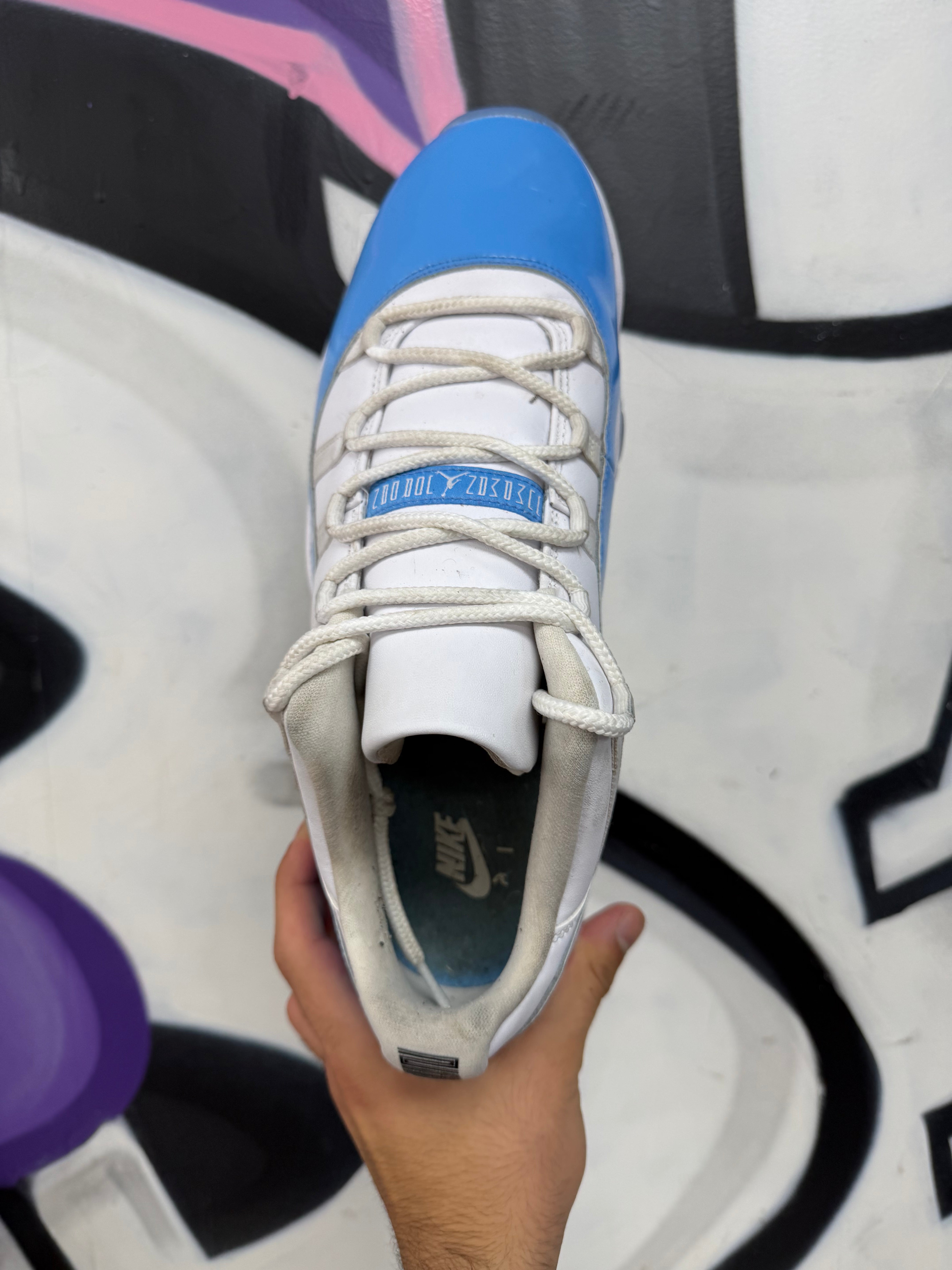Jordan 11 UNC Sneakers