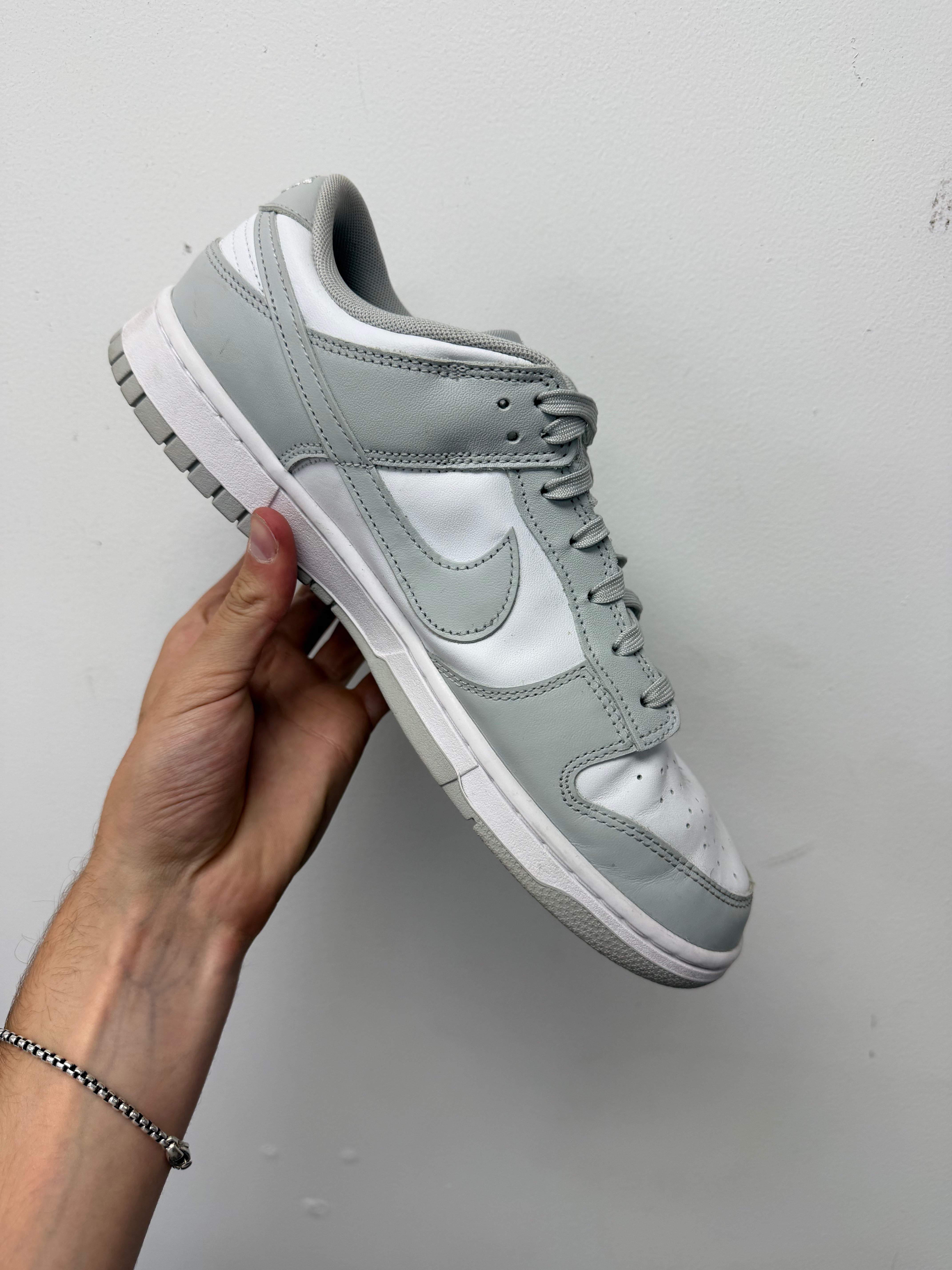 Nike Dunk Low Grey Fog Sneakers