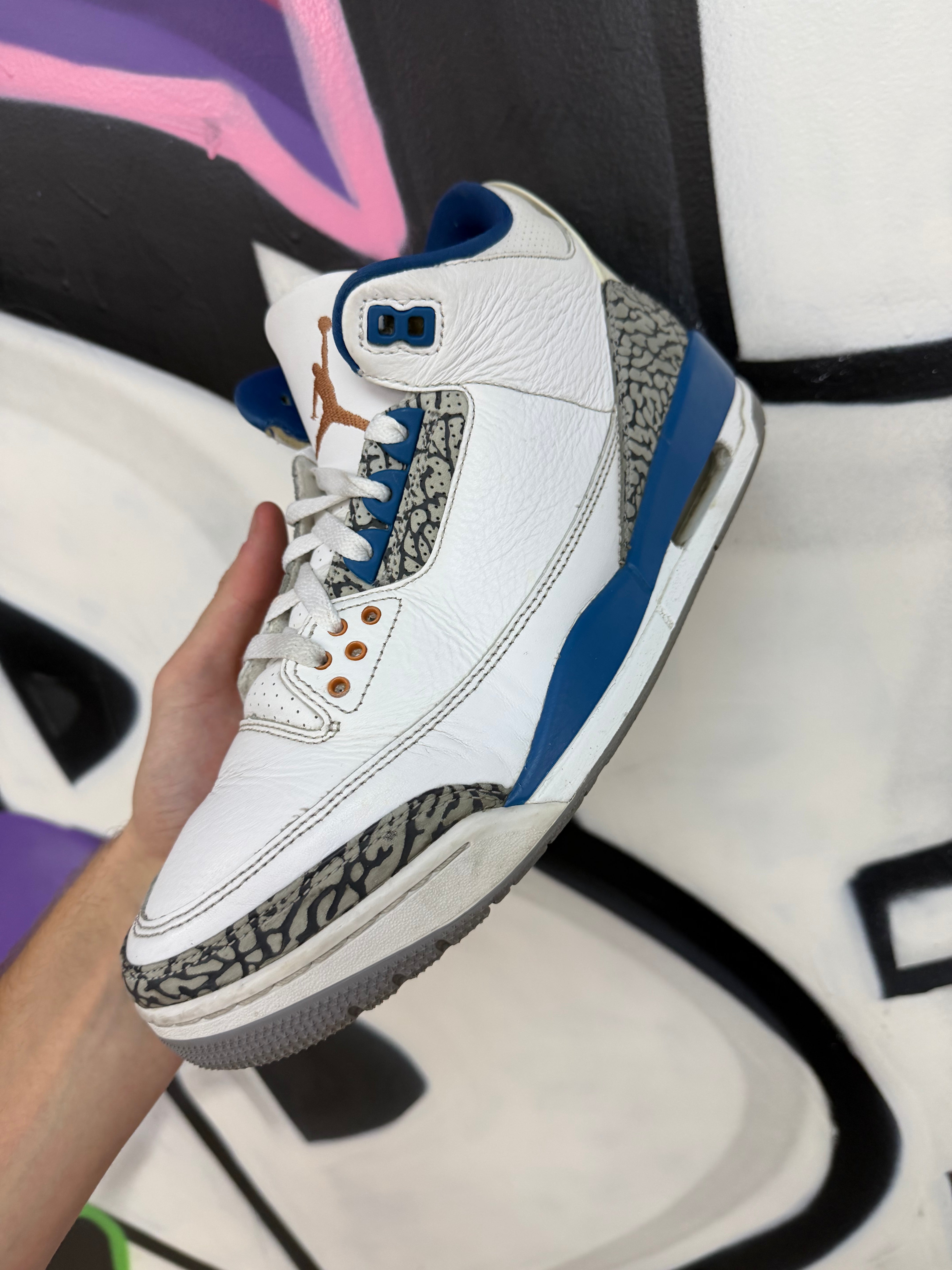 Jordan Wizard 3 Sneakers