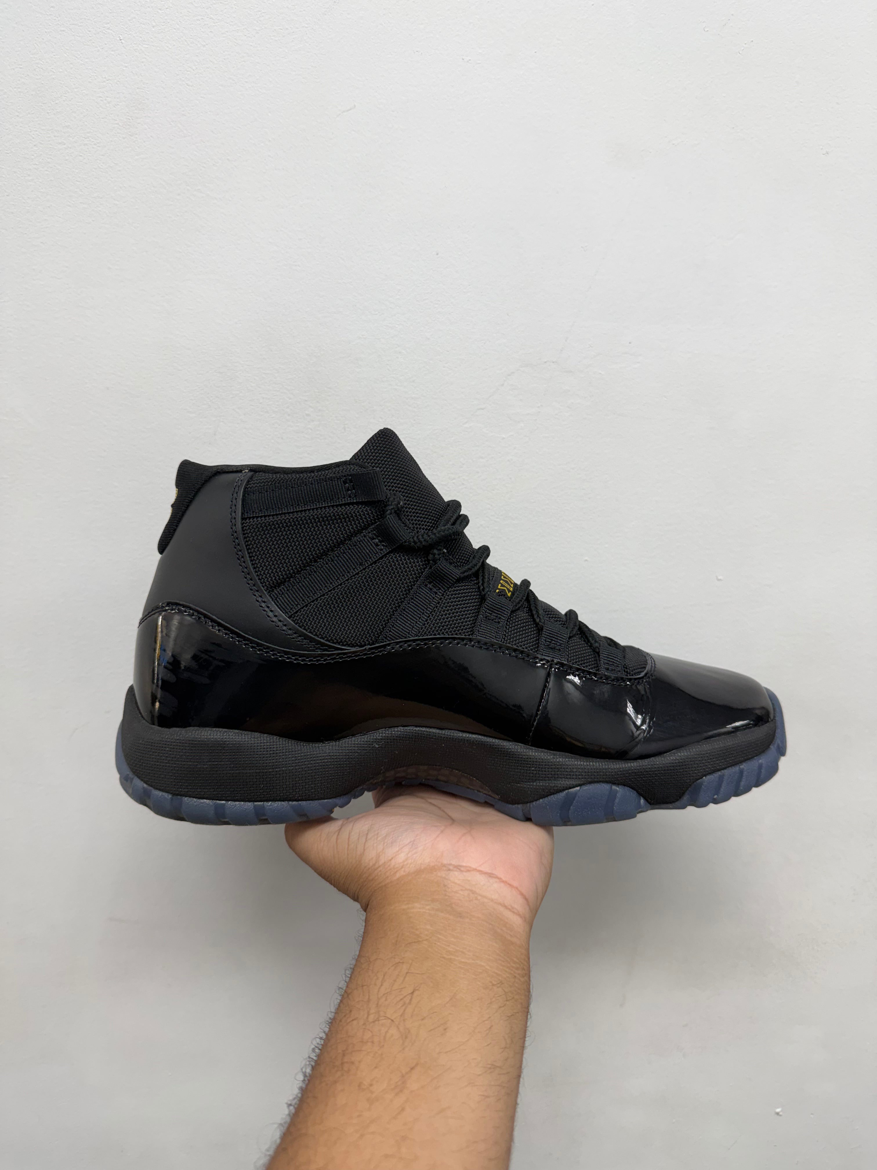 Jordan 11 Gamma Sneakers