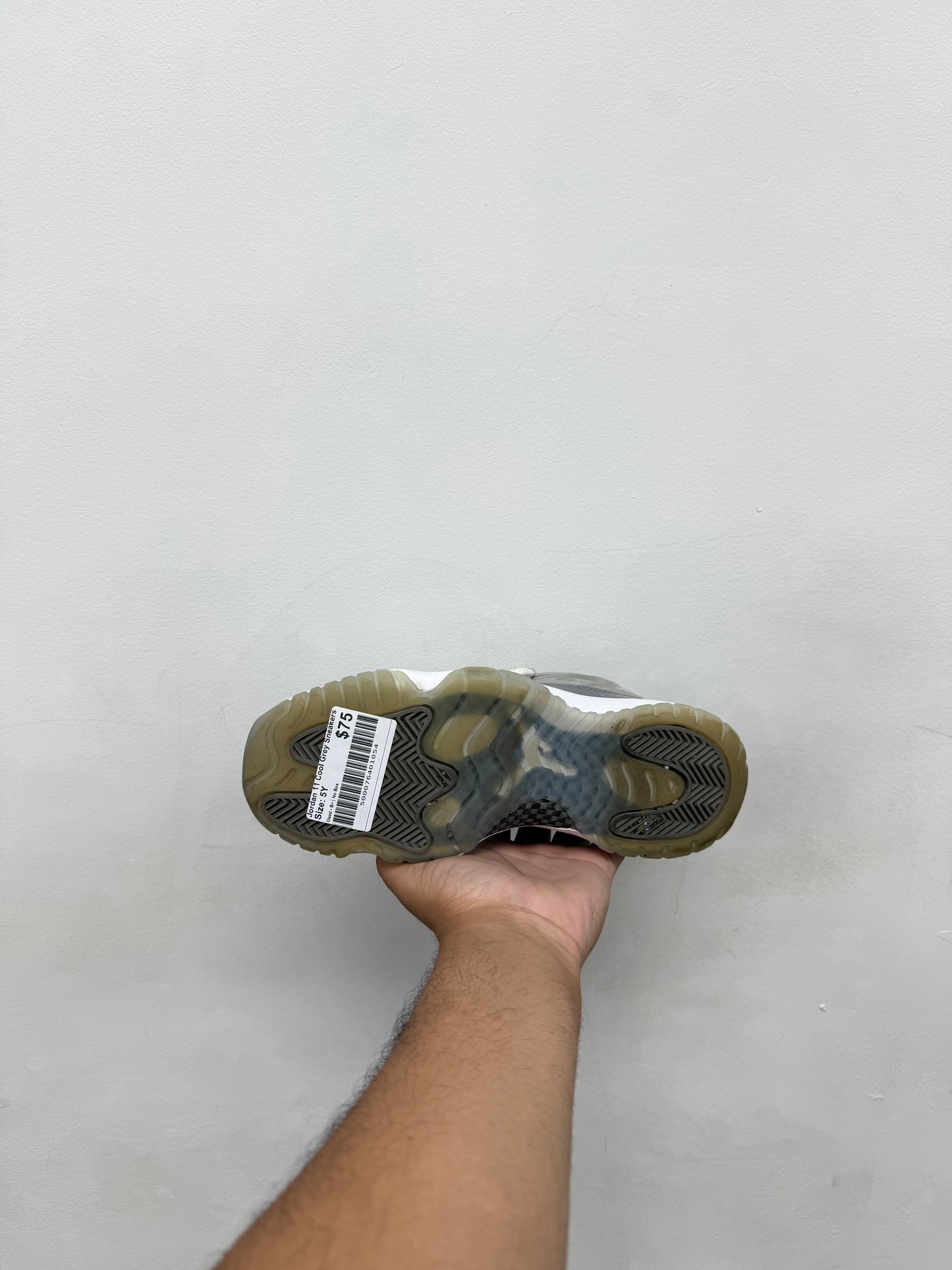 Jordan 11 Cool Grey Sneakers