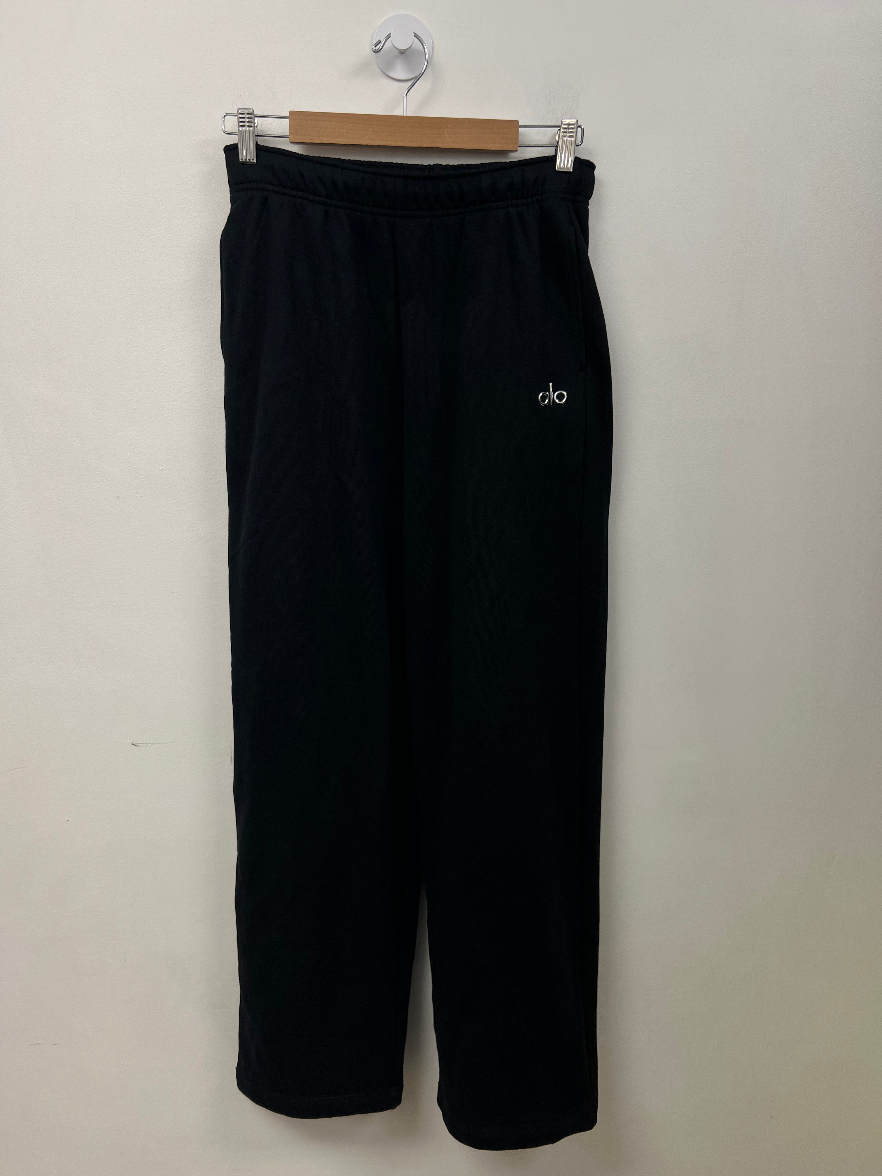 ALO Black Accolade Sweatpants