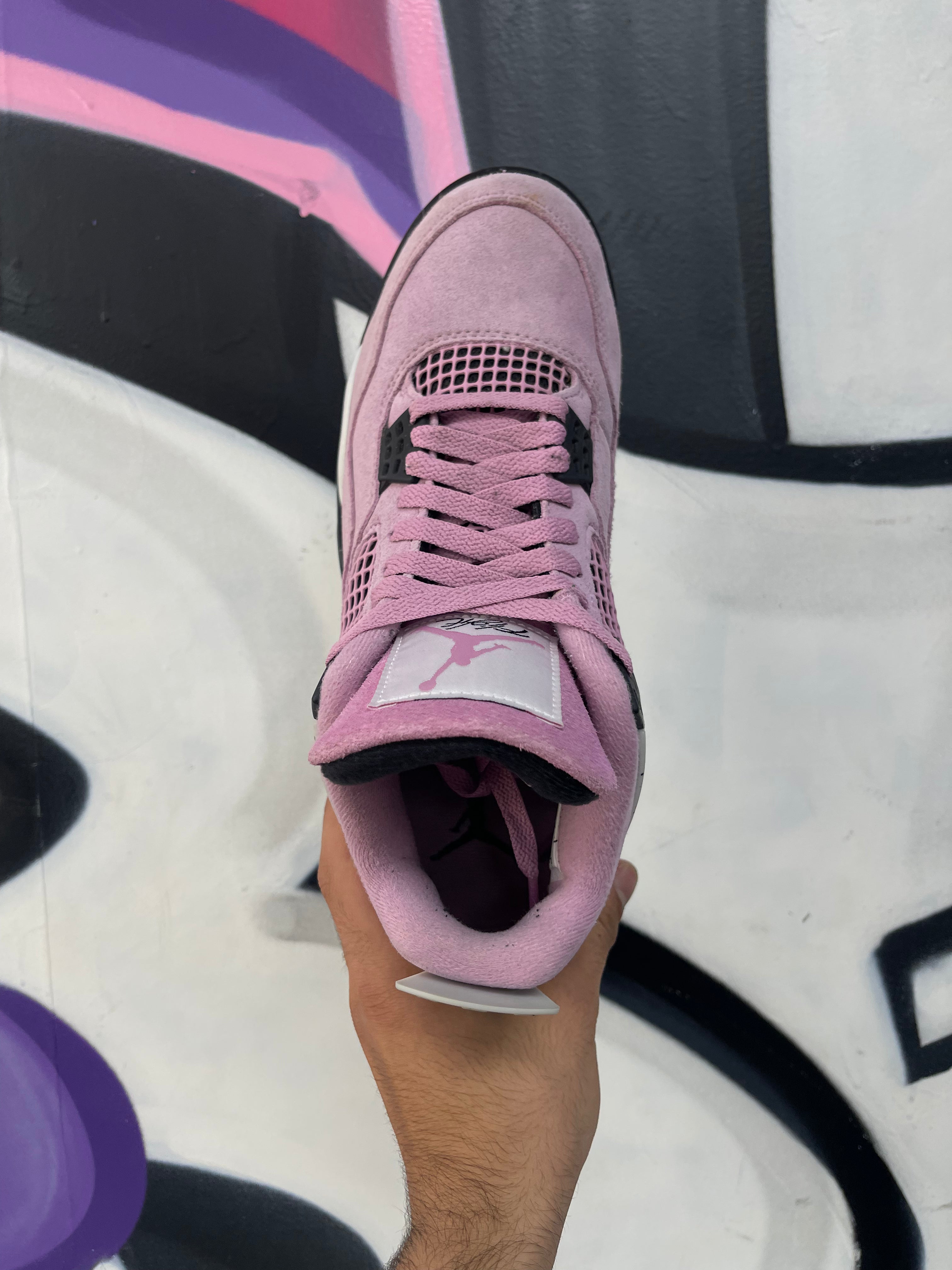 Jordan 4 Orchid Sneakers