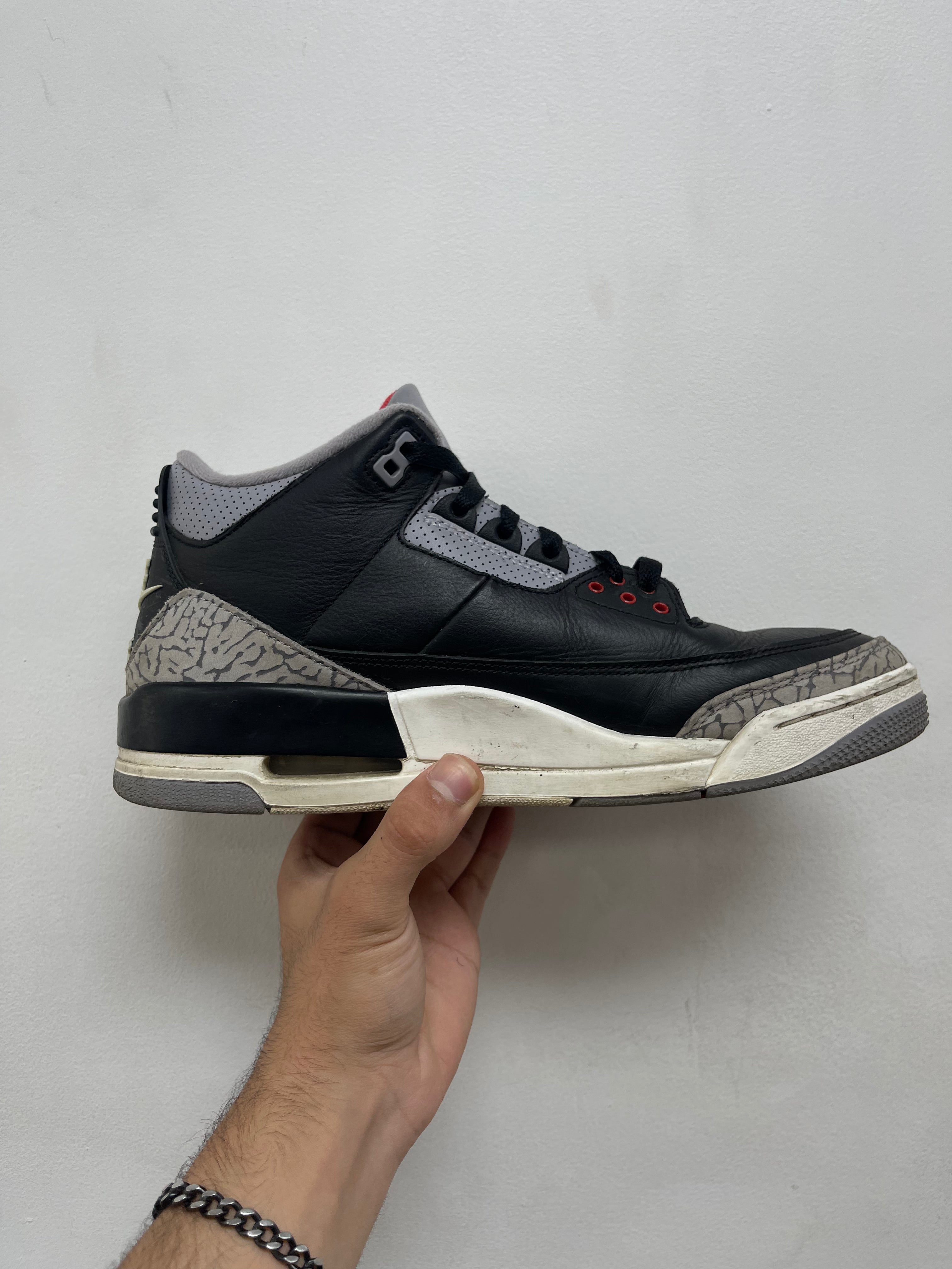 Jordan 3 Black Cement Sneakers
