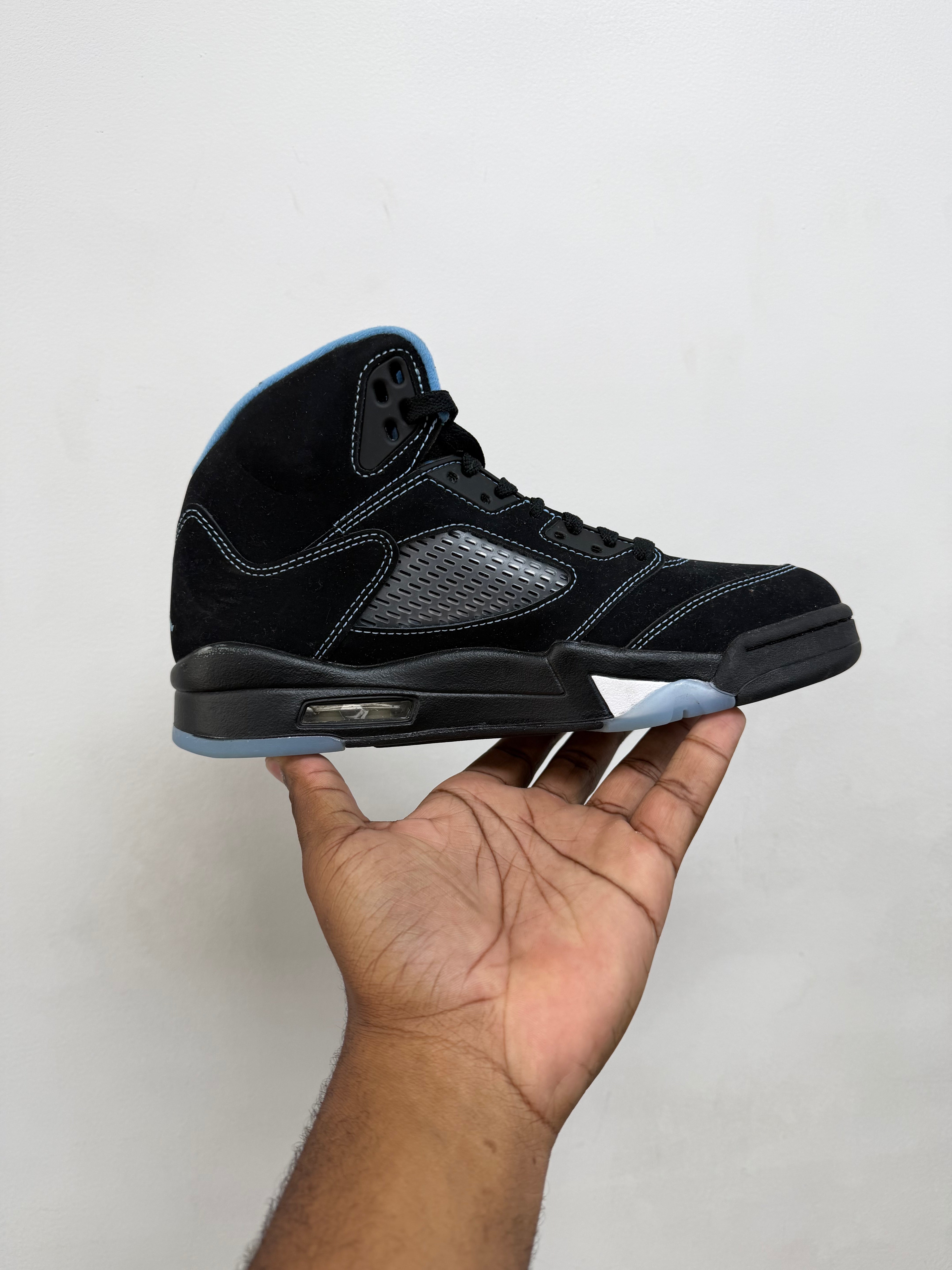 Jordan 5 University Blue Sneakers