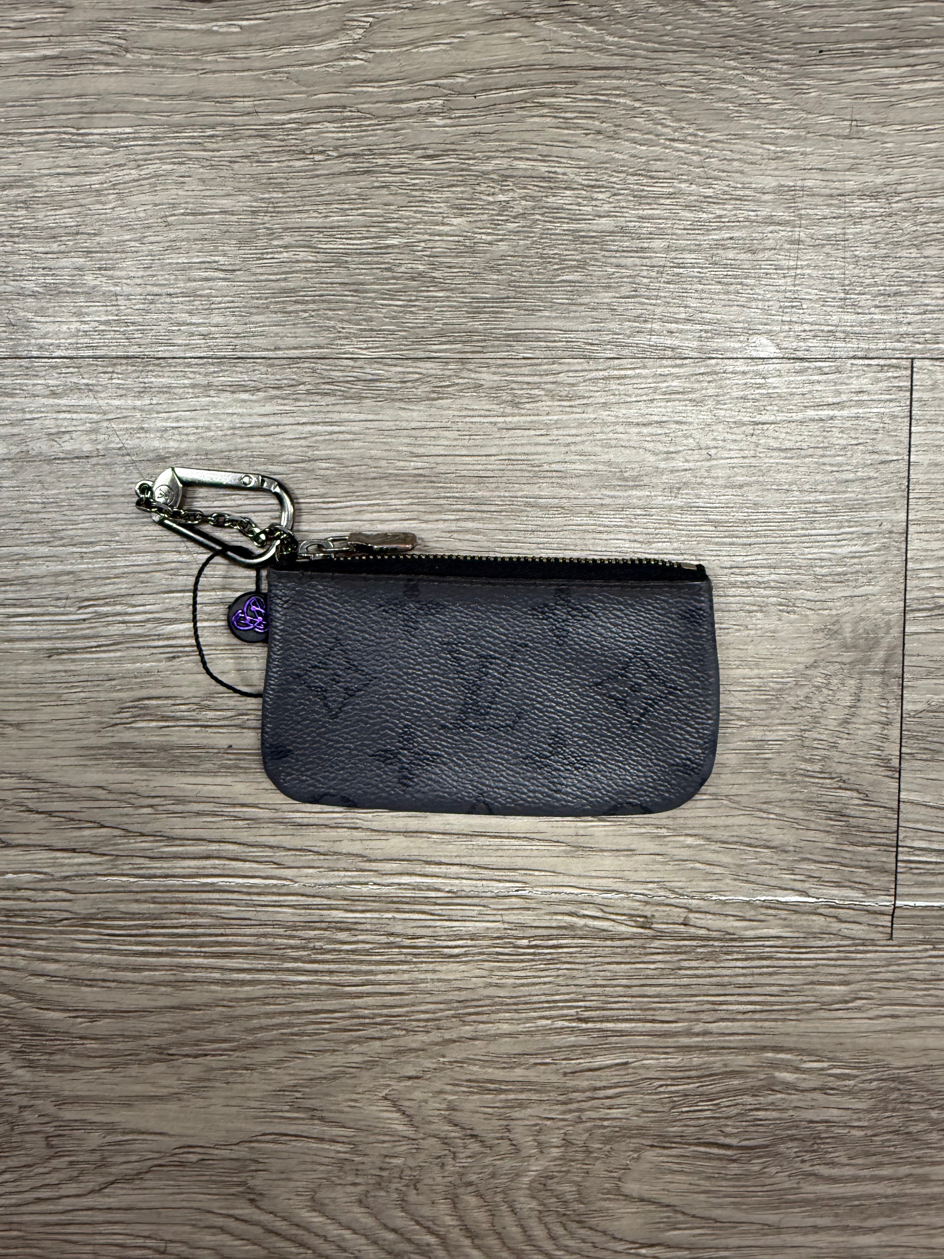 Louis Vuitton Grey Black Monogram Accessories