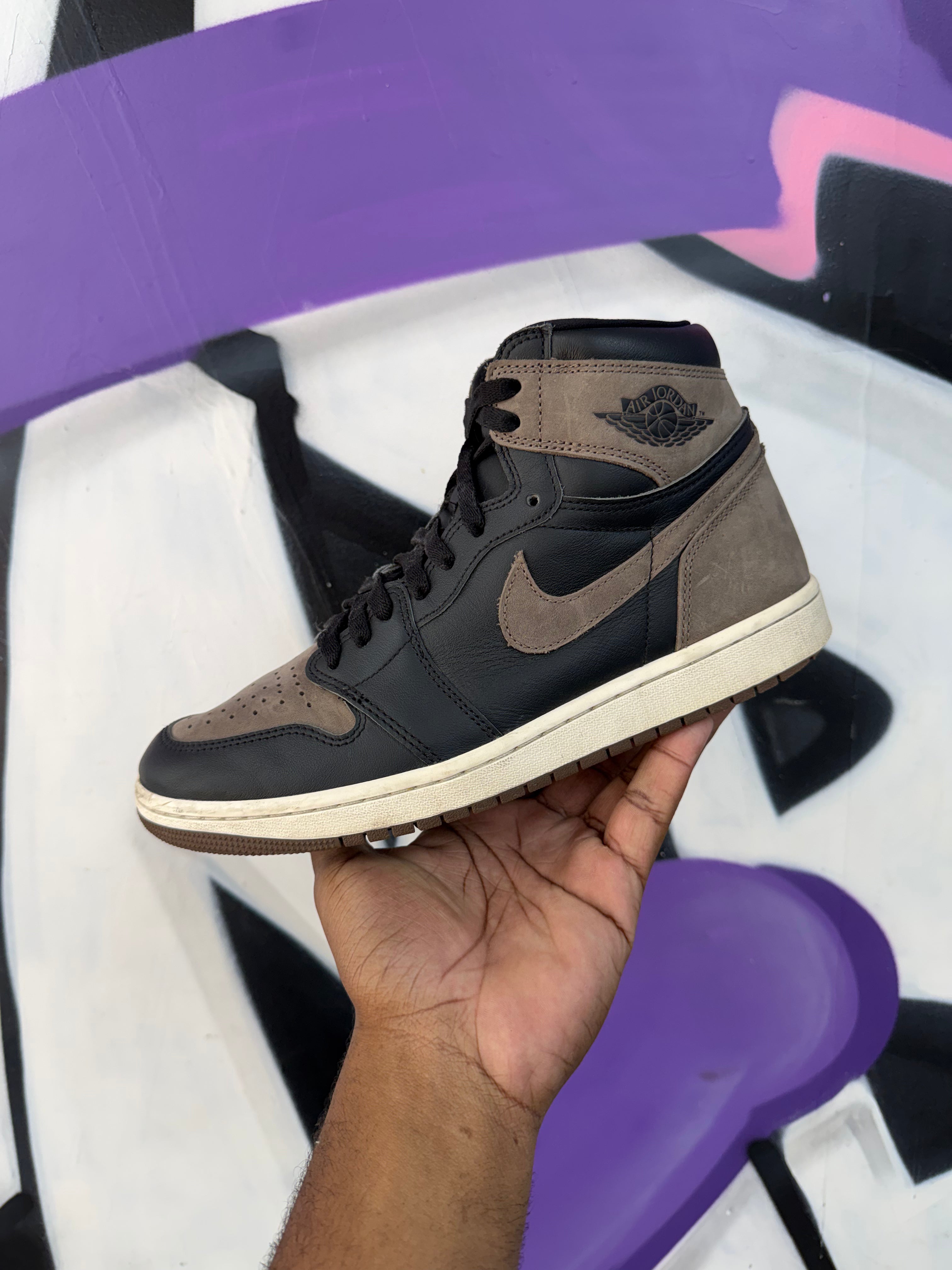 Jordan 1 Palomino Sneakers
