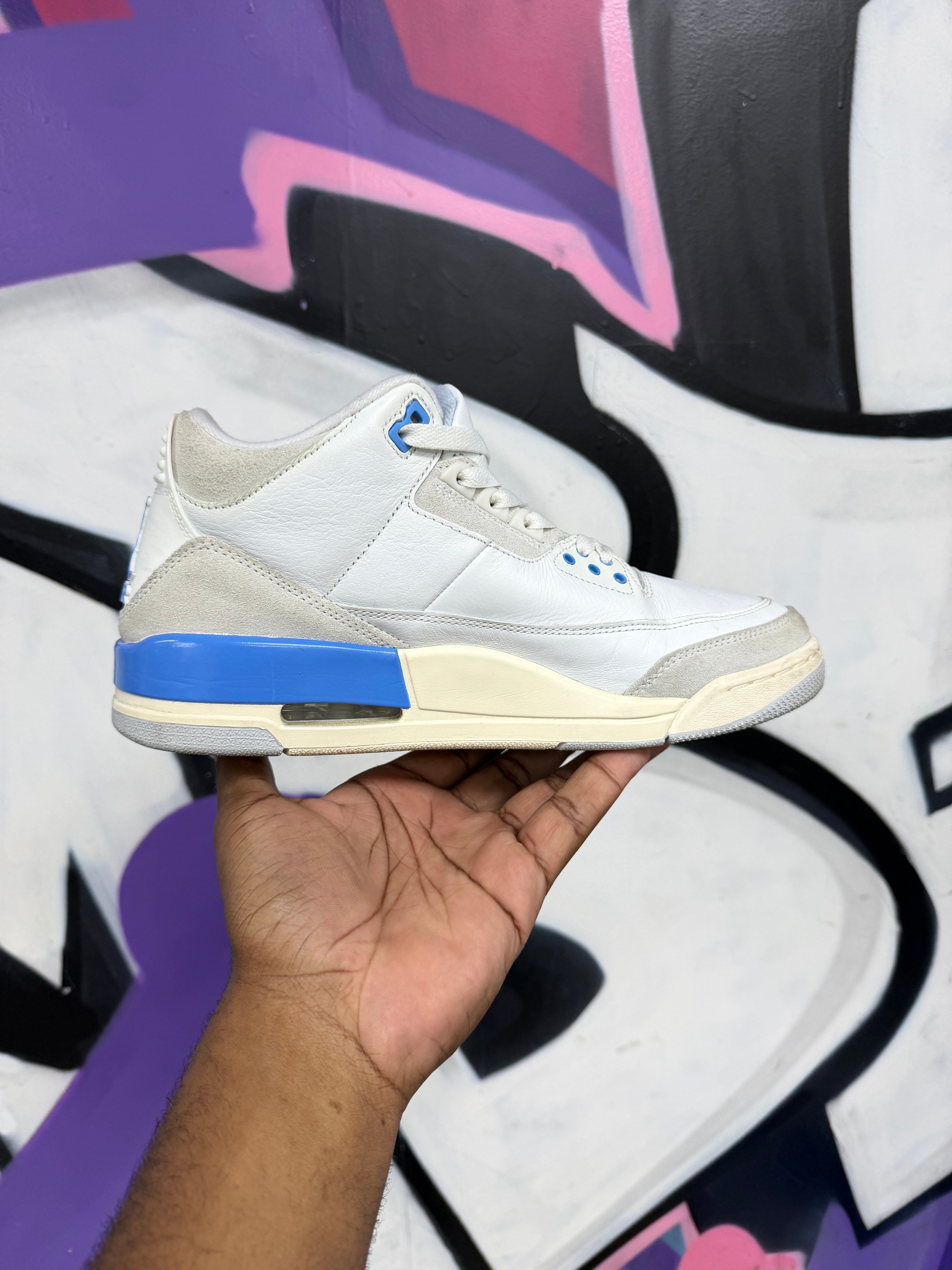 Jordan 3 Lucky Shorts Sneakers