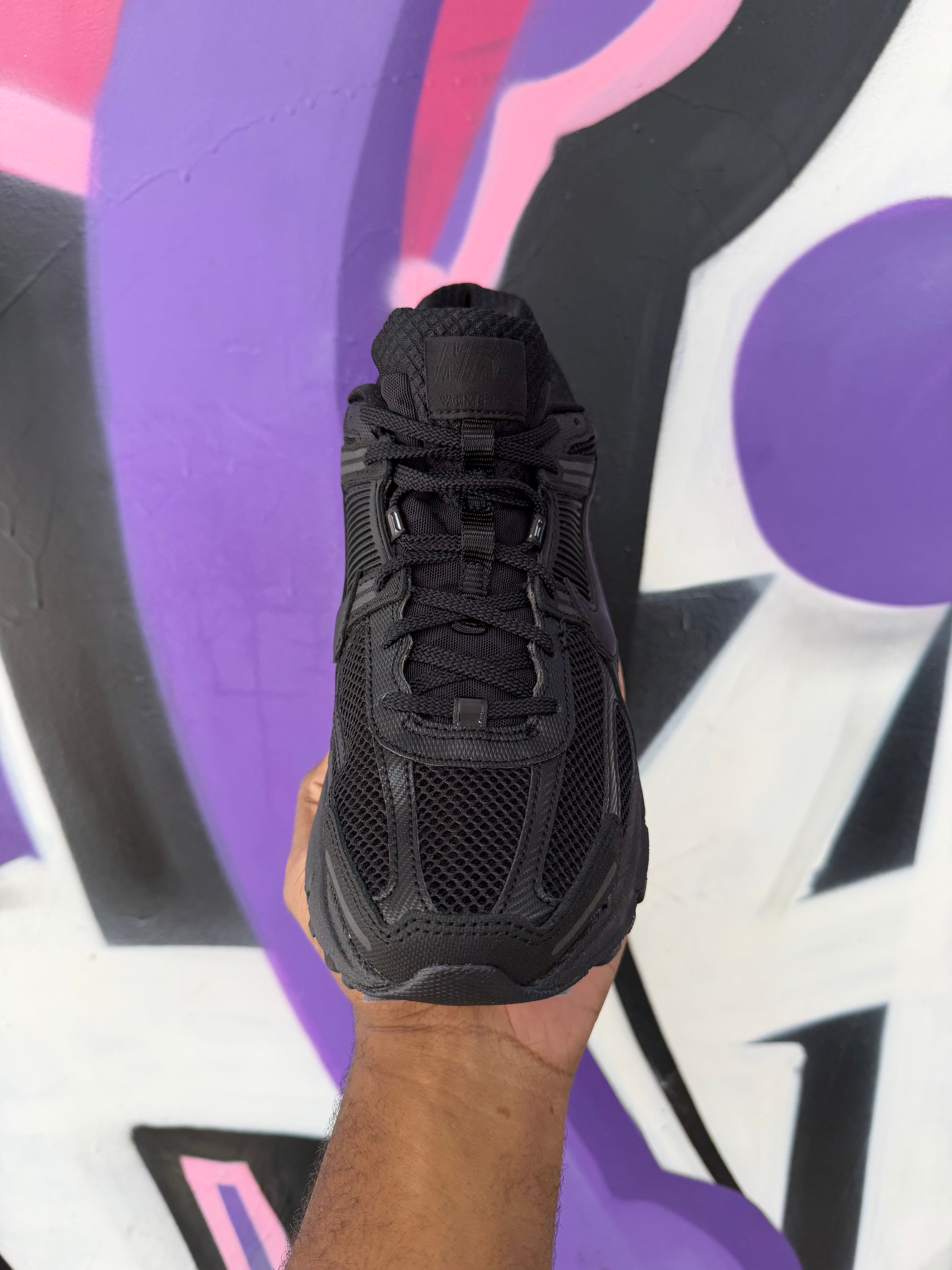 Nike Zoom Vomero 5 Black Sneakers