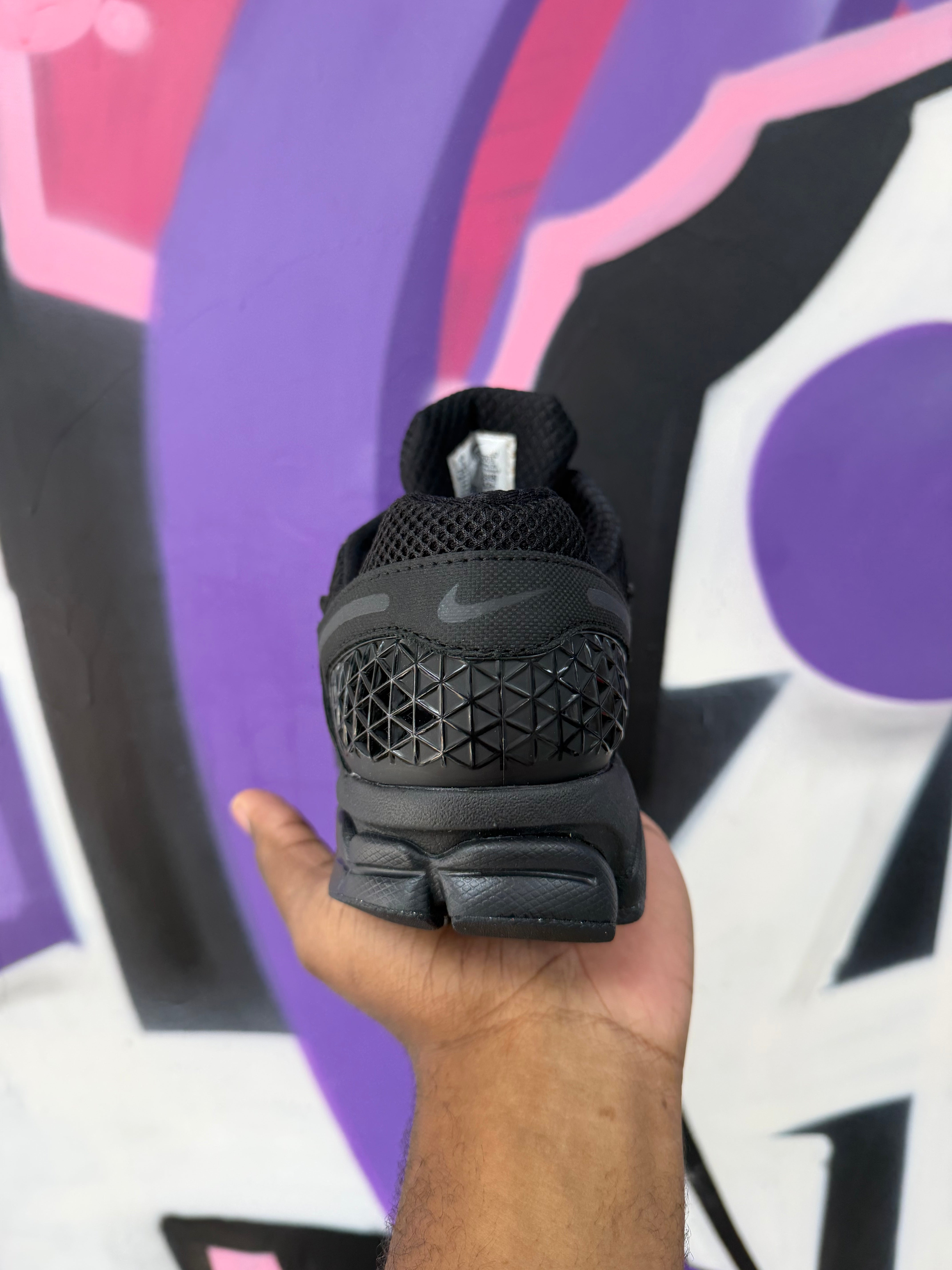 Nike Zoom Vomero 5 Black Sneakers
