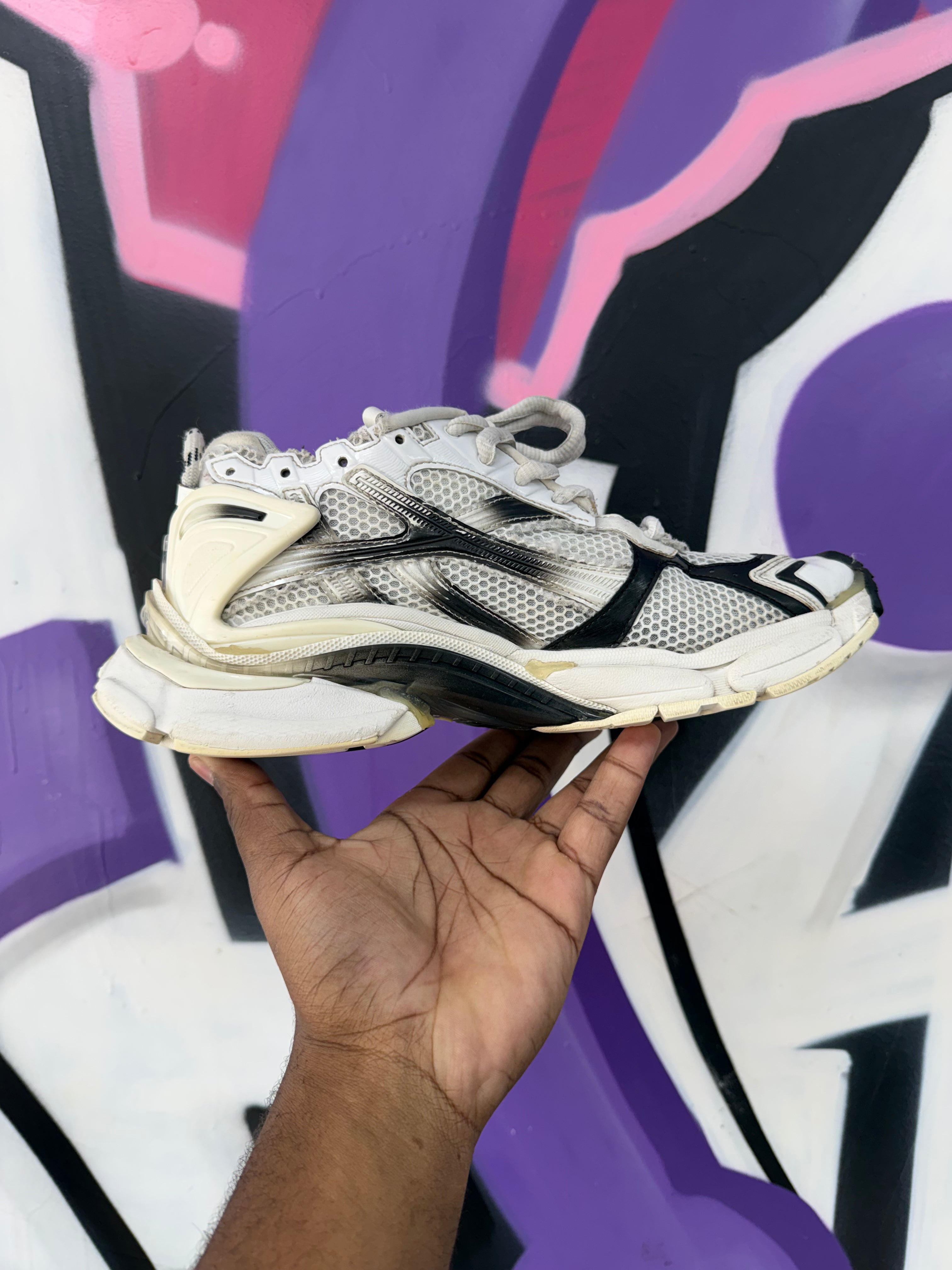 Balenciaga White Black Runner Sneakers