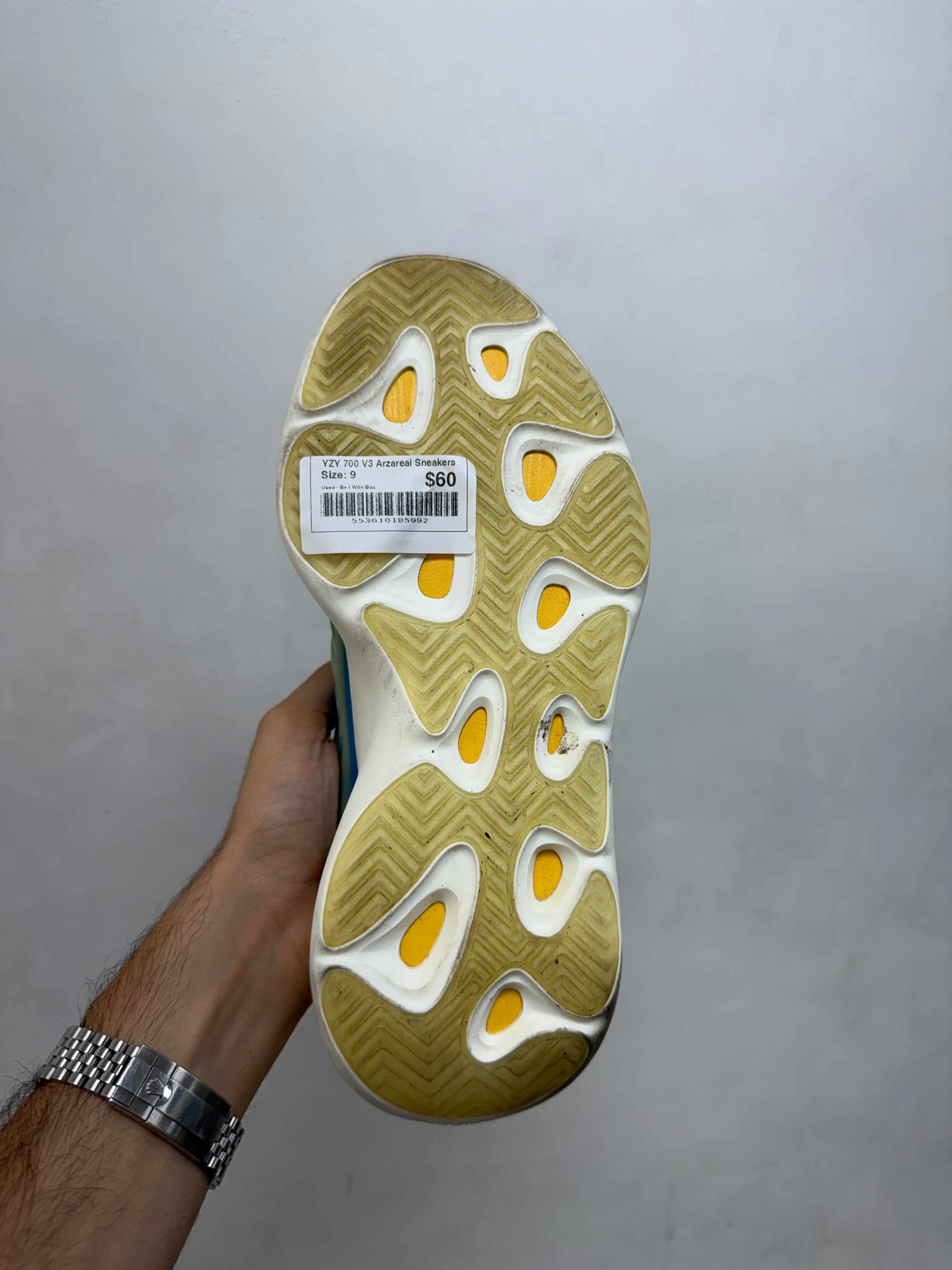 YZY 700 V3 Arzareal Sneakers