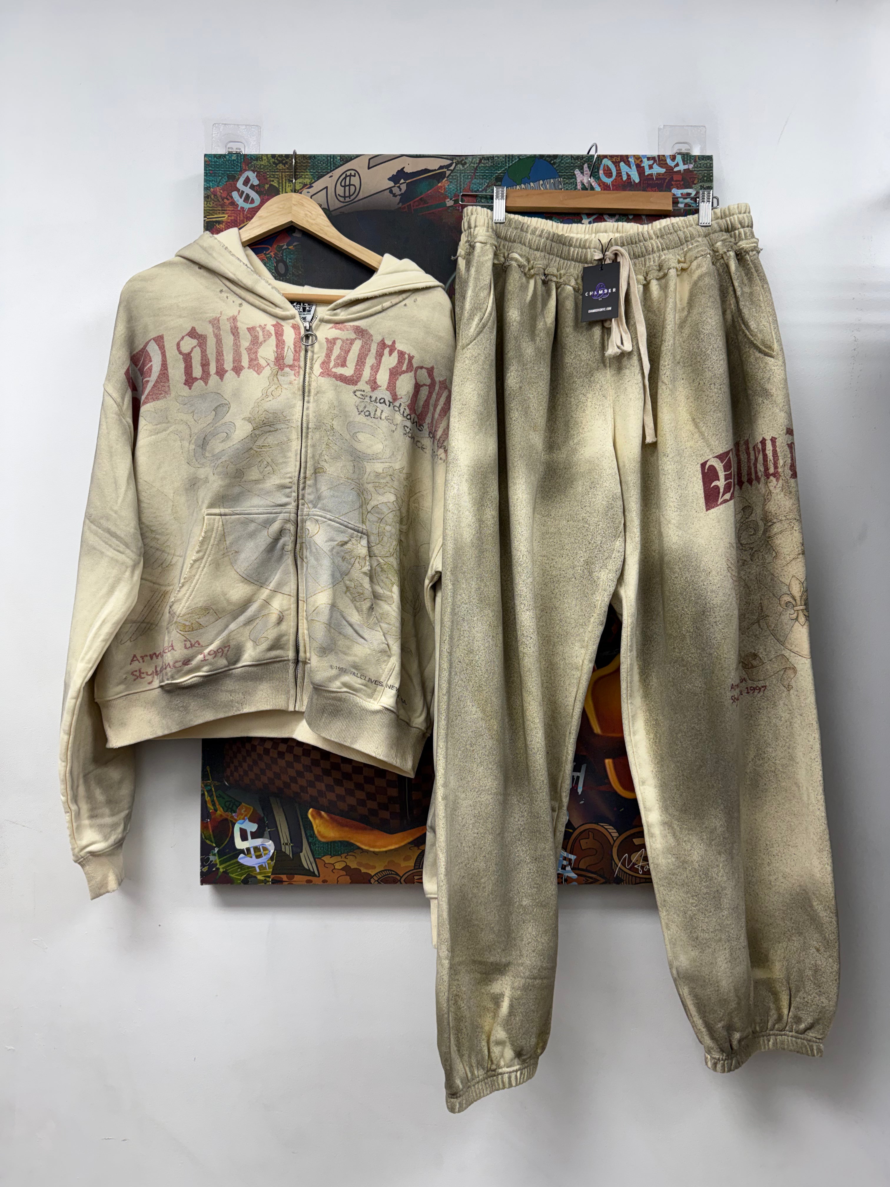 Vale Cream Guardian Sweatsuit