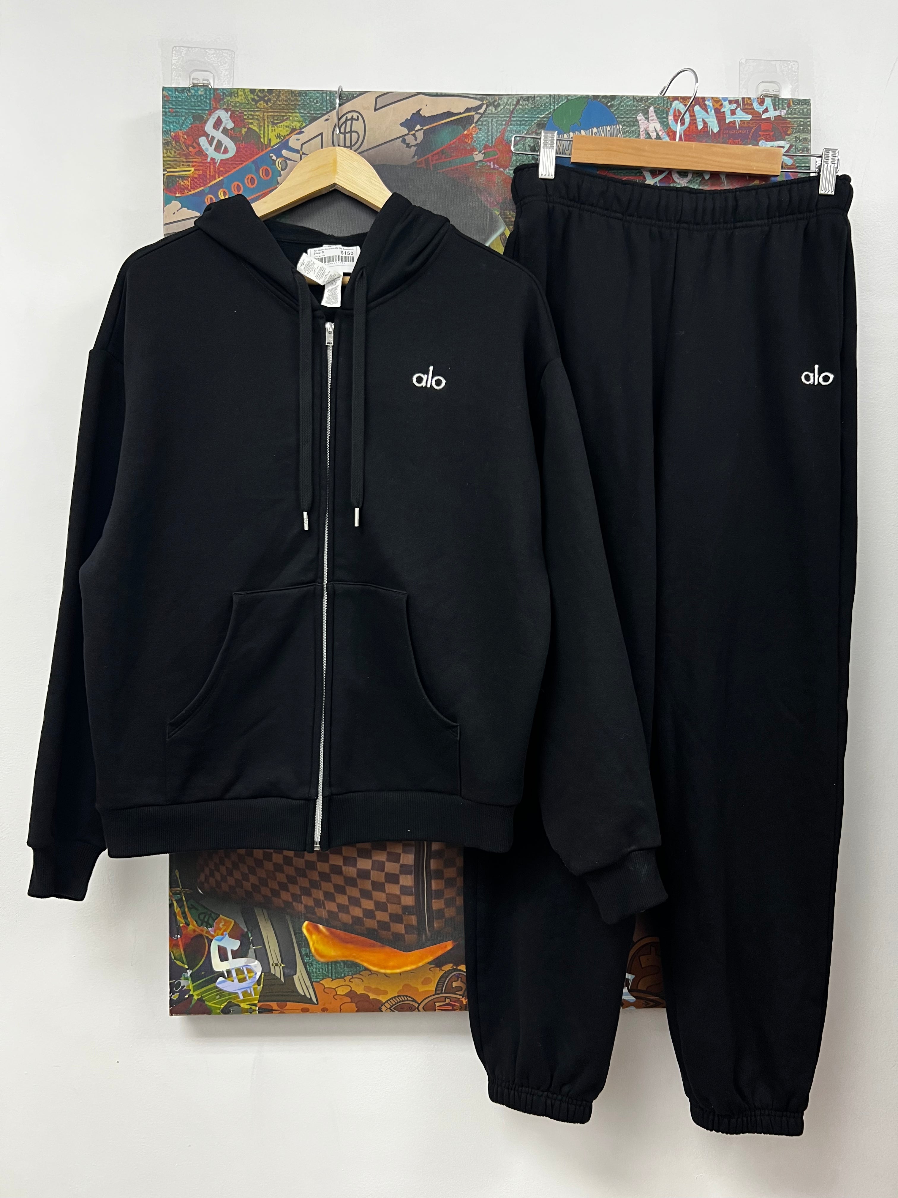 Alo Black Accolade Zip Up Sweatsuit