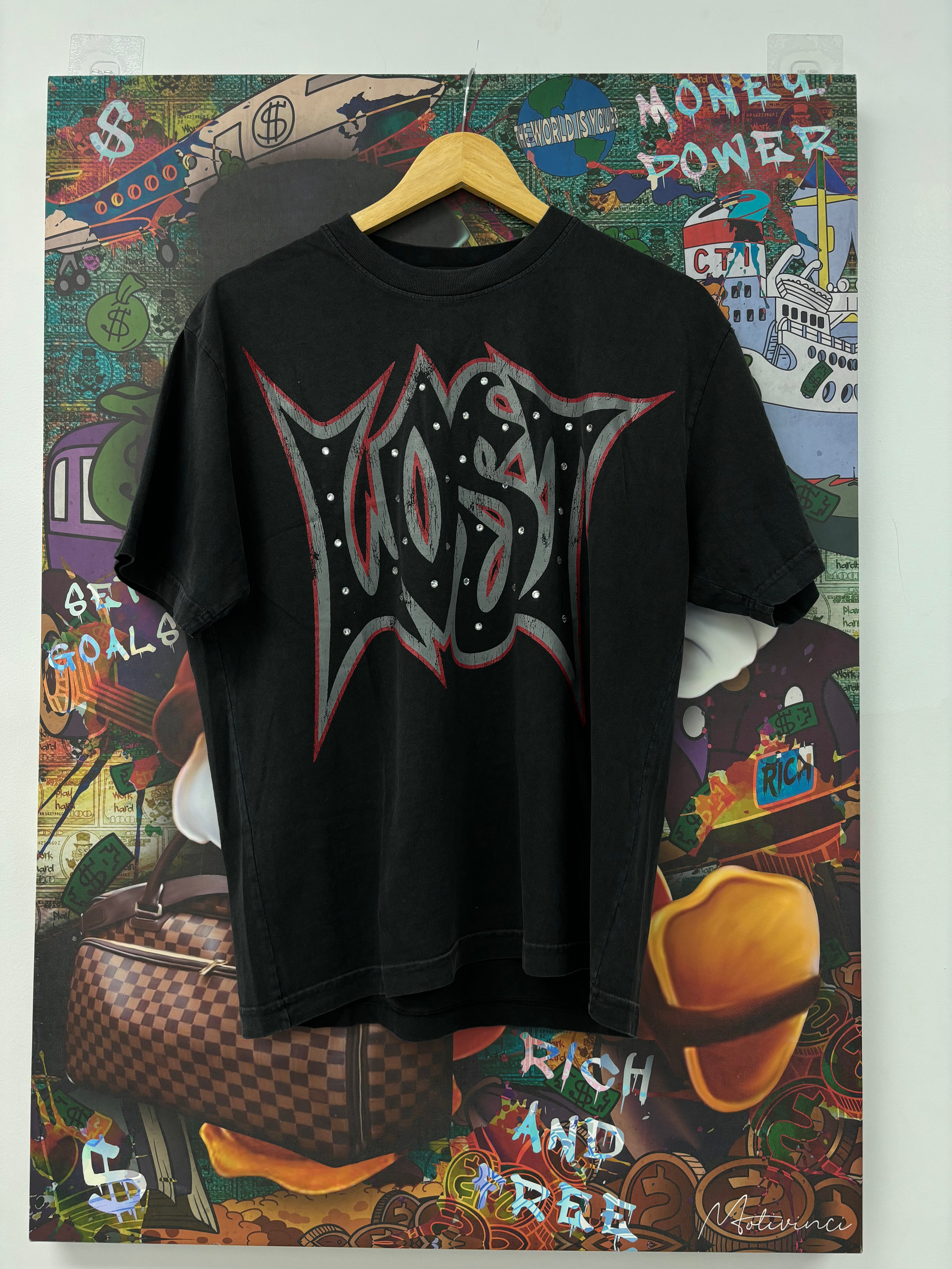 Lost Intricacy Grey Red Outline Tee