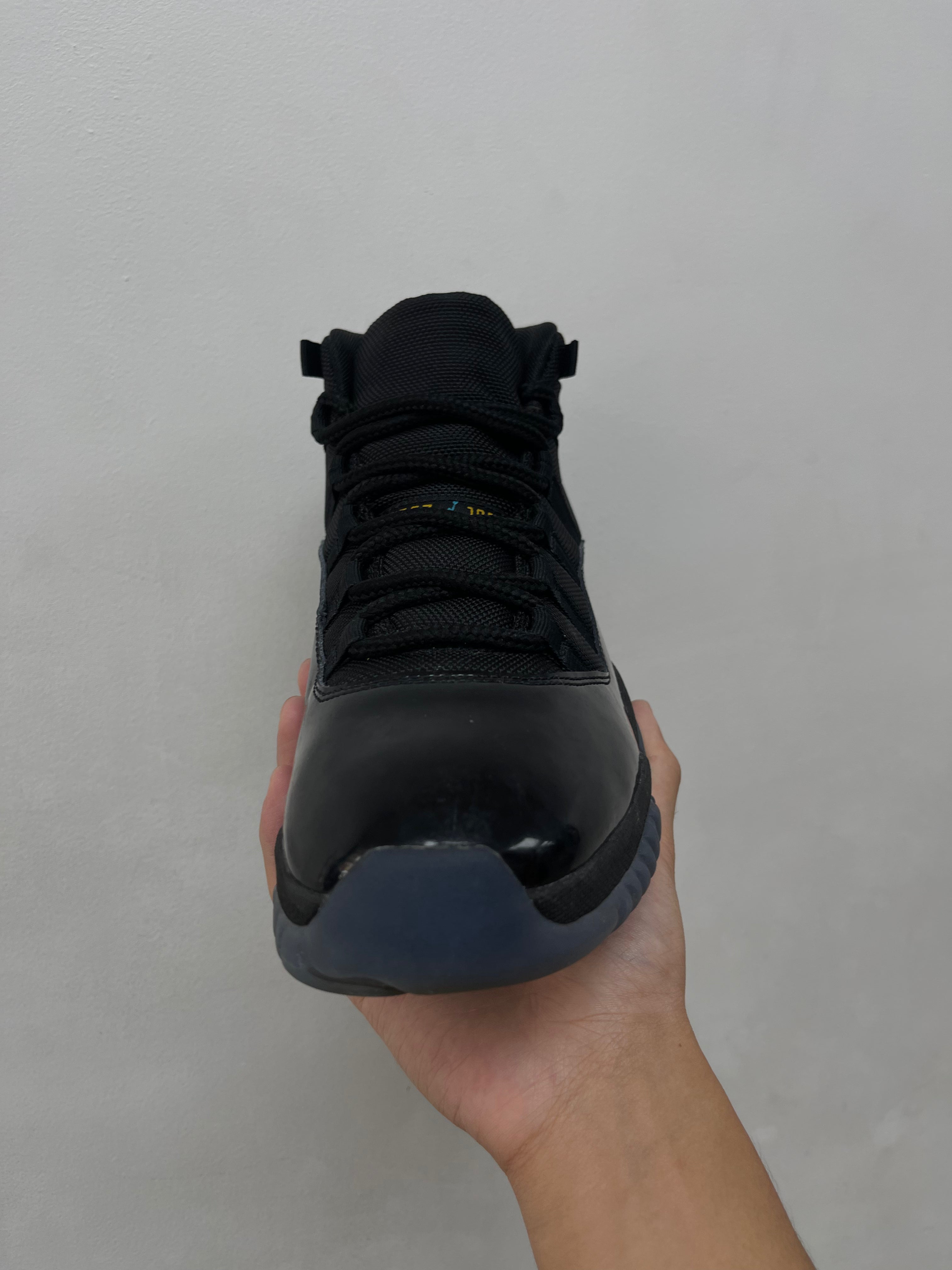 Jordan 11 Gamma Sneakers