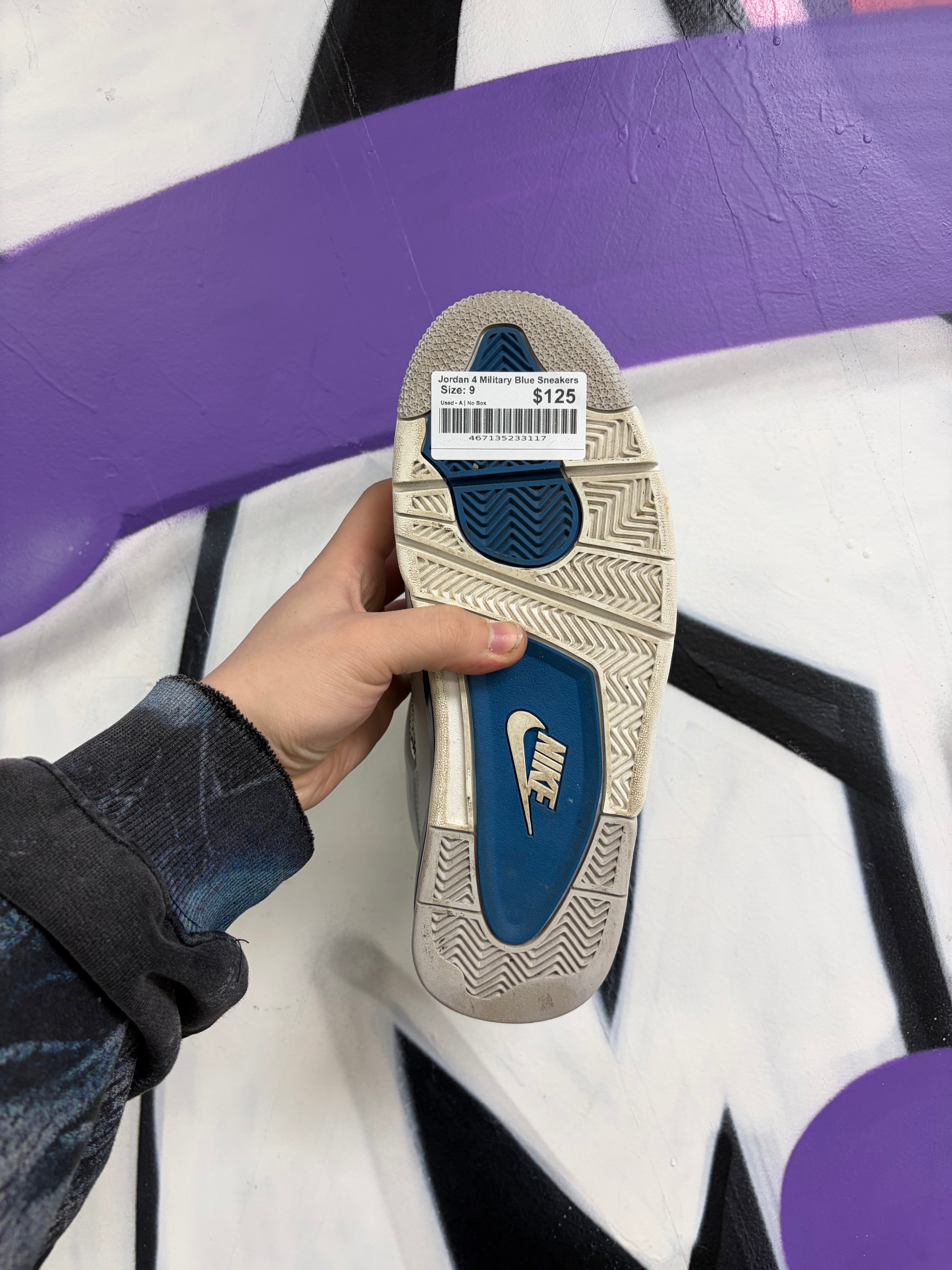 Jordan 4 Military Blue Sneakers