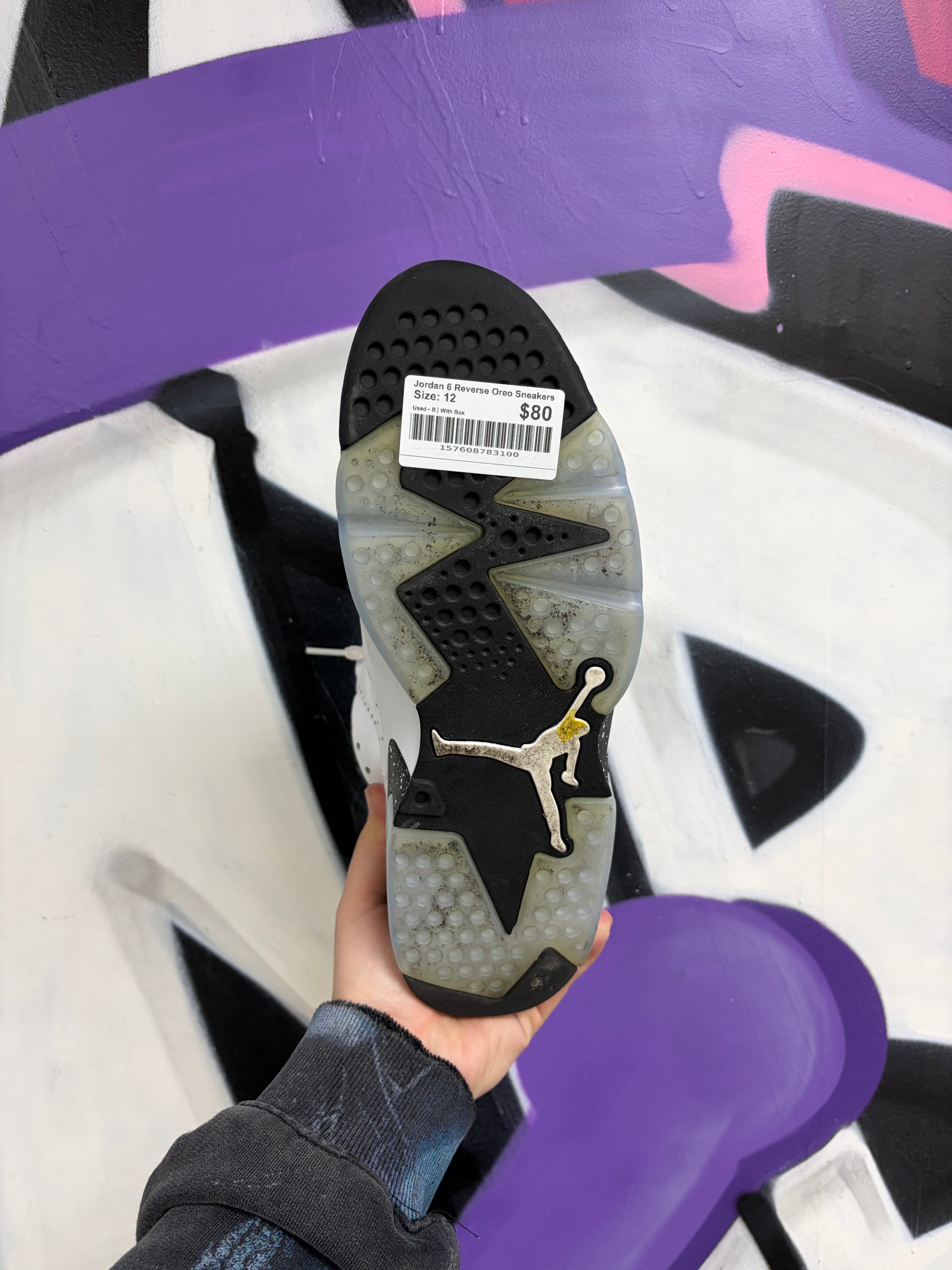 Jordan 6 Reverse Oreo Sneakers