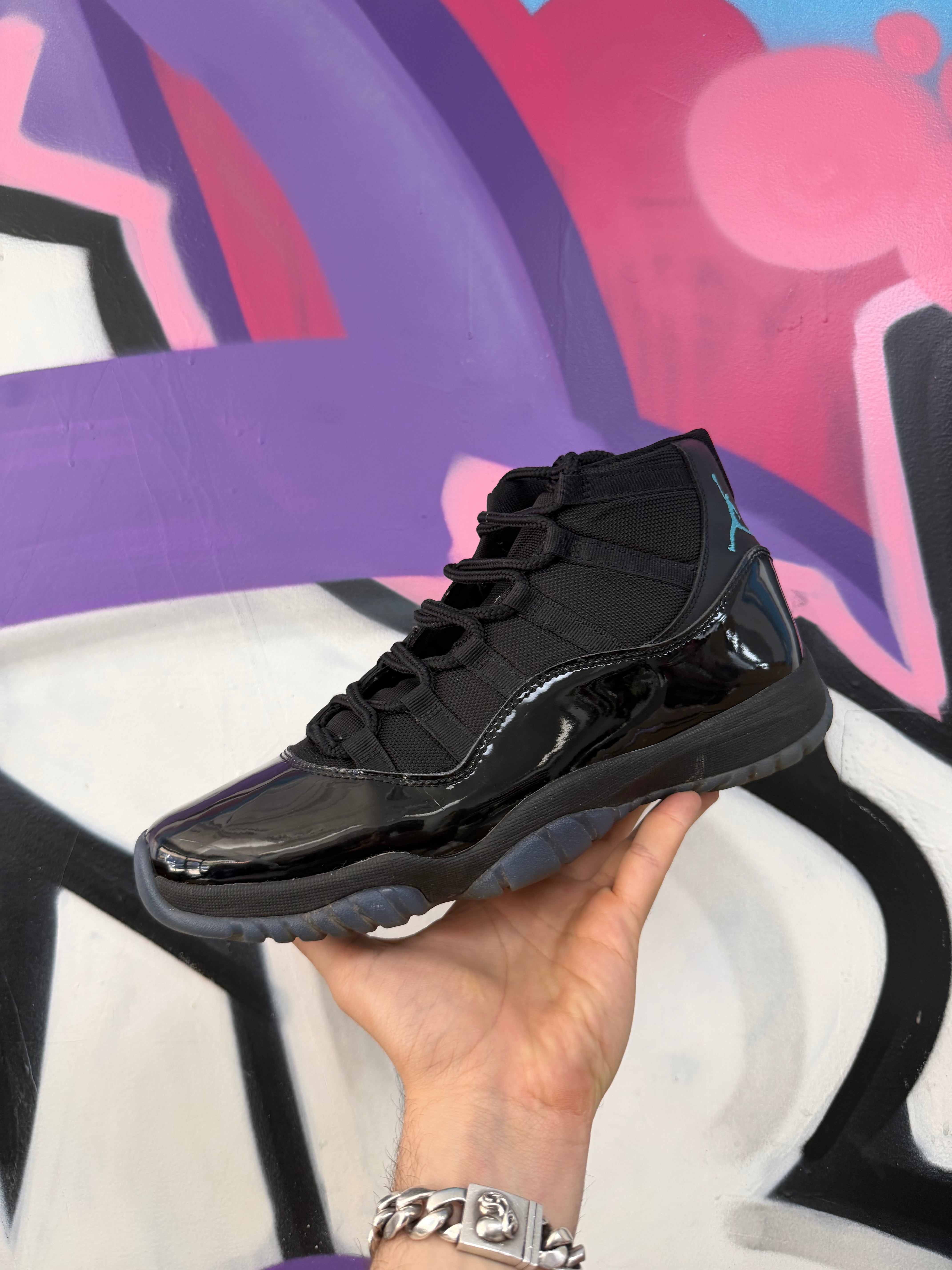 Jordan 11 Gamma Sneakers