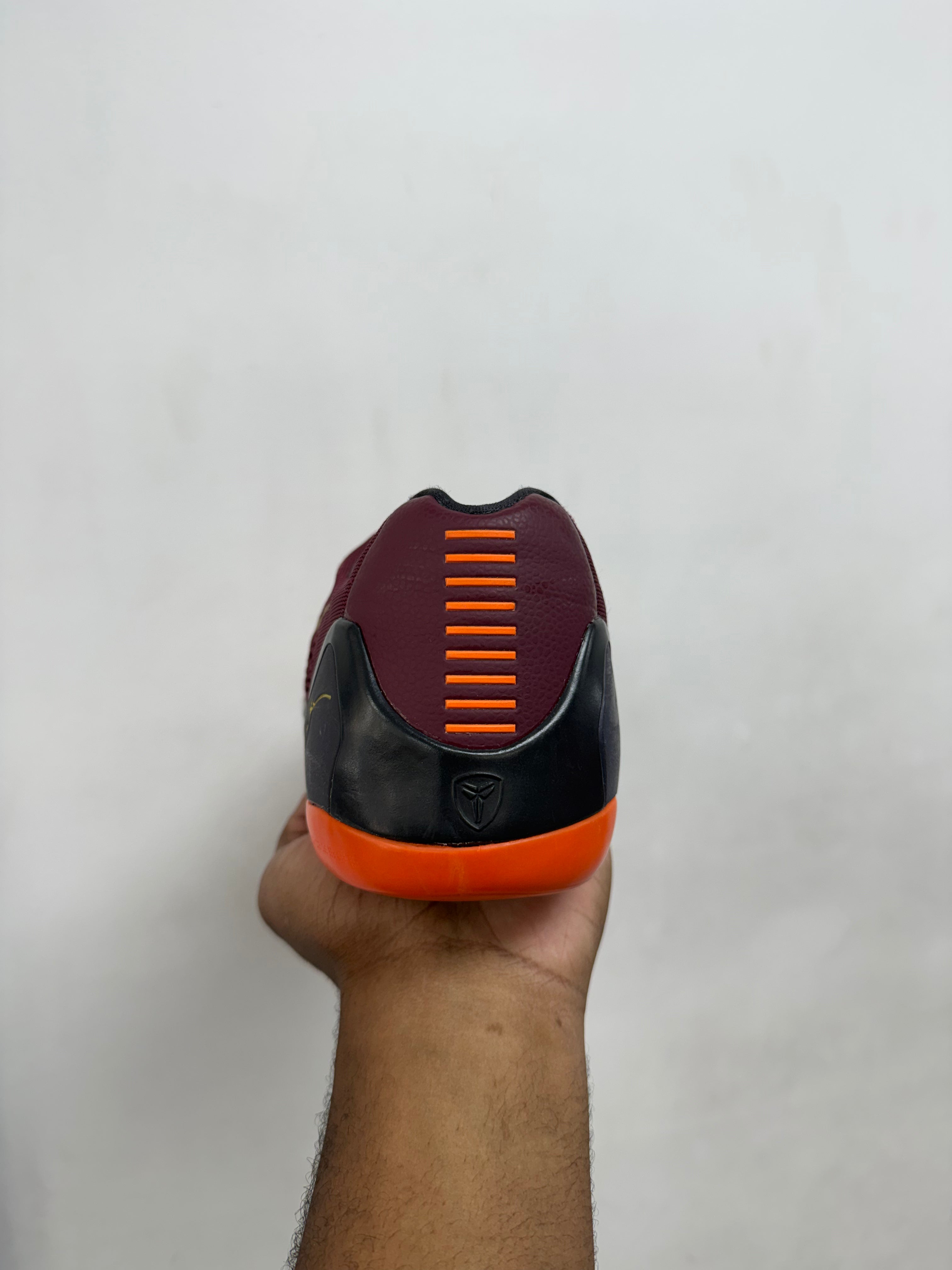 Nike Kobe 9 EM Dark Garnet (No Insoles)