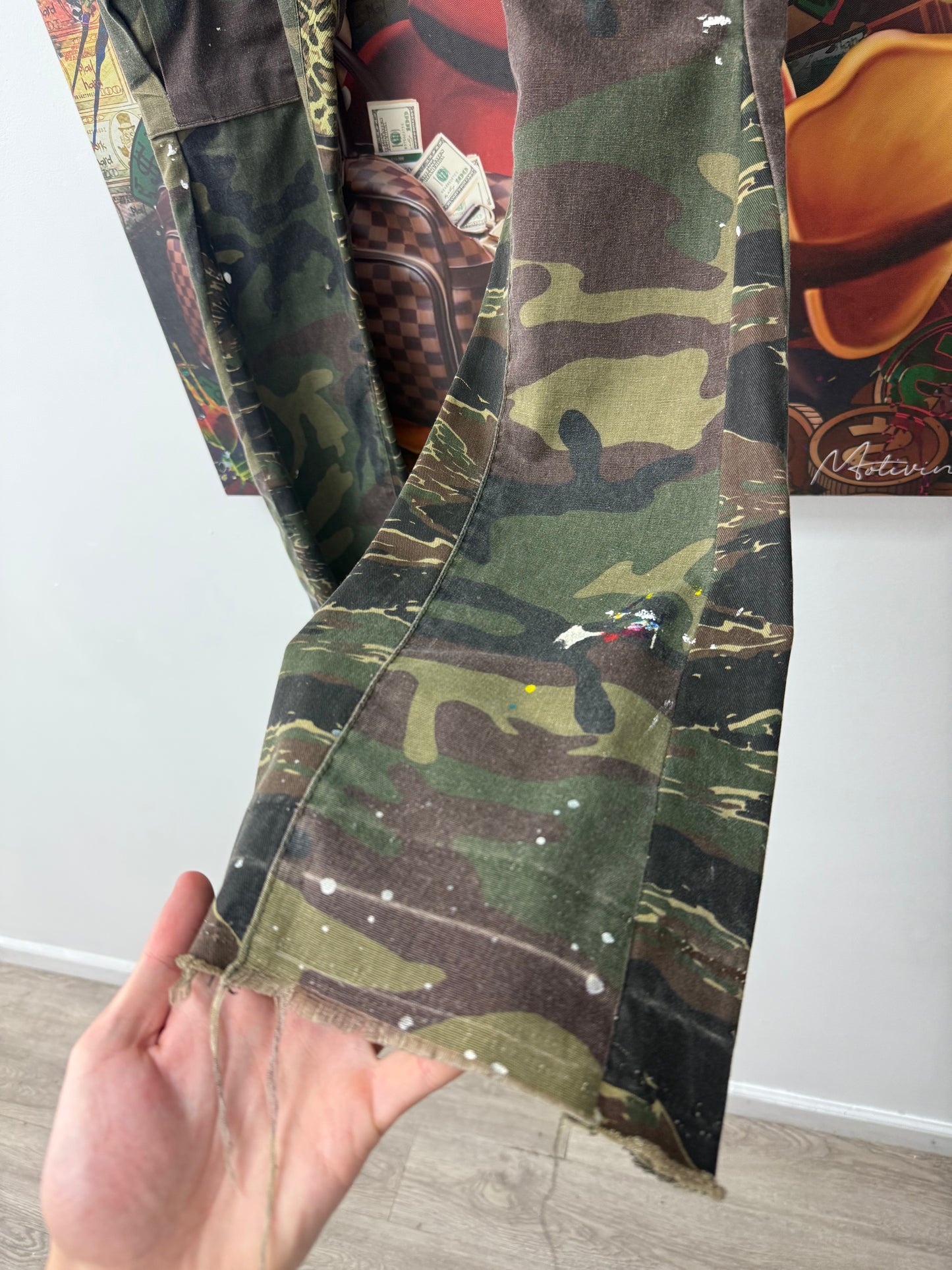 Gallery Dept Camo Paint Splatter Cargo Used 30