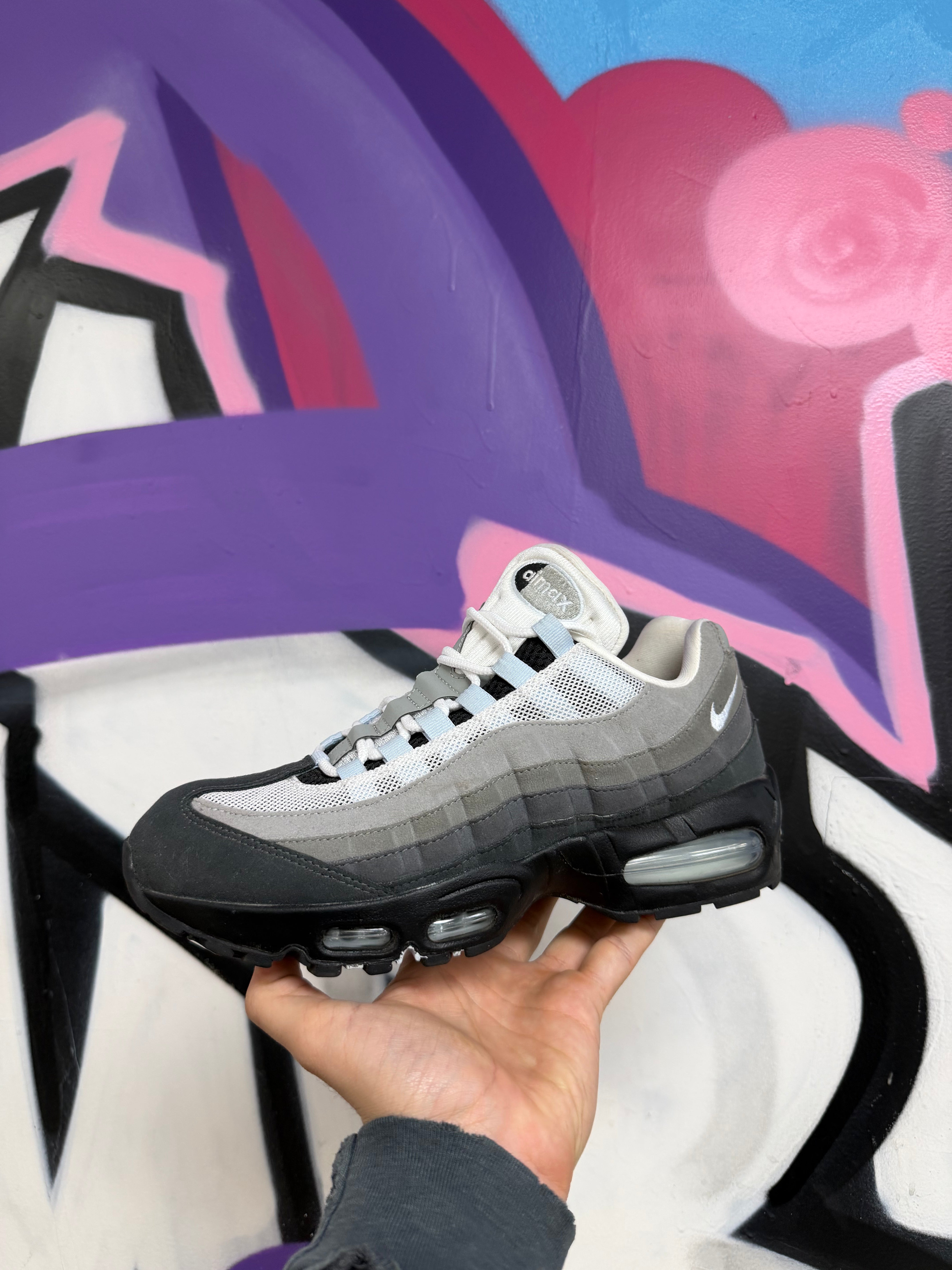 Nike AM95 Soft Blue Sneakers